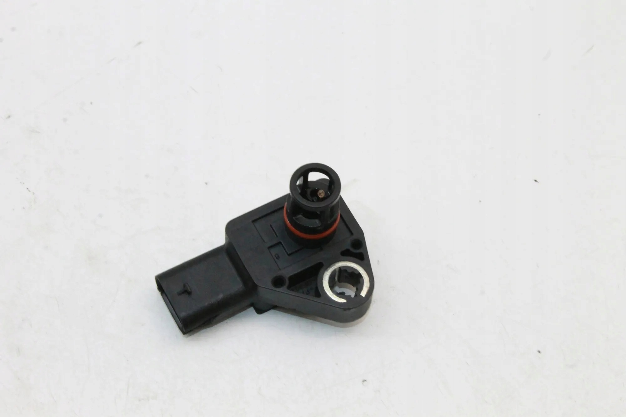 MAP-anturi OEM A0009050807 Mercedes-Benz C-Classille