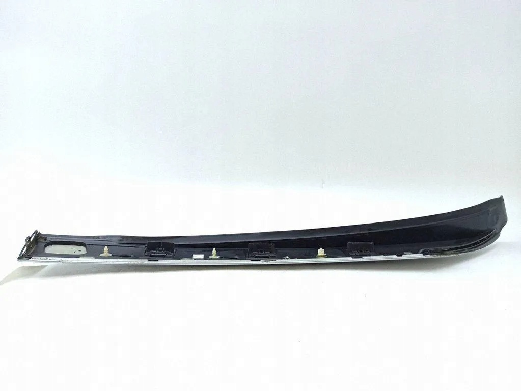 Mercedes SLK R171 linke Frontscheibenleiste A1716900139 image 8