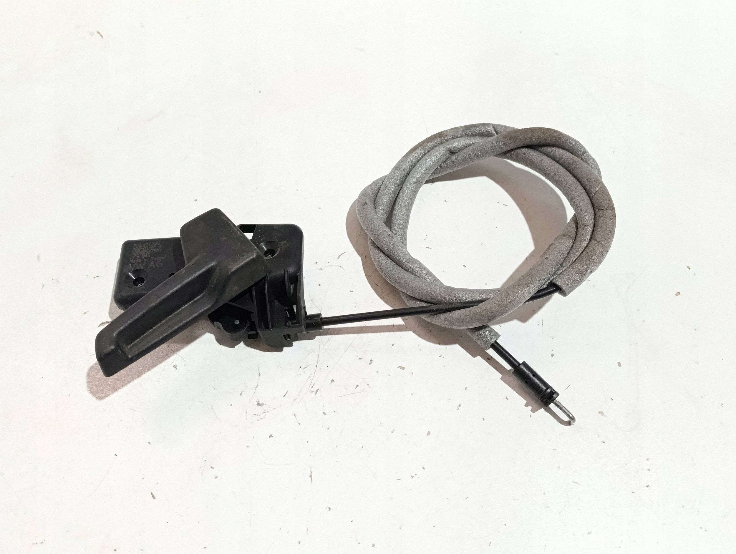 Poignée de hayon OEM 7C0827583 pour VW Crafter 2022 image 2