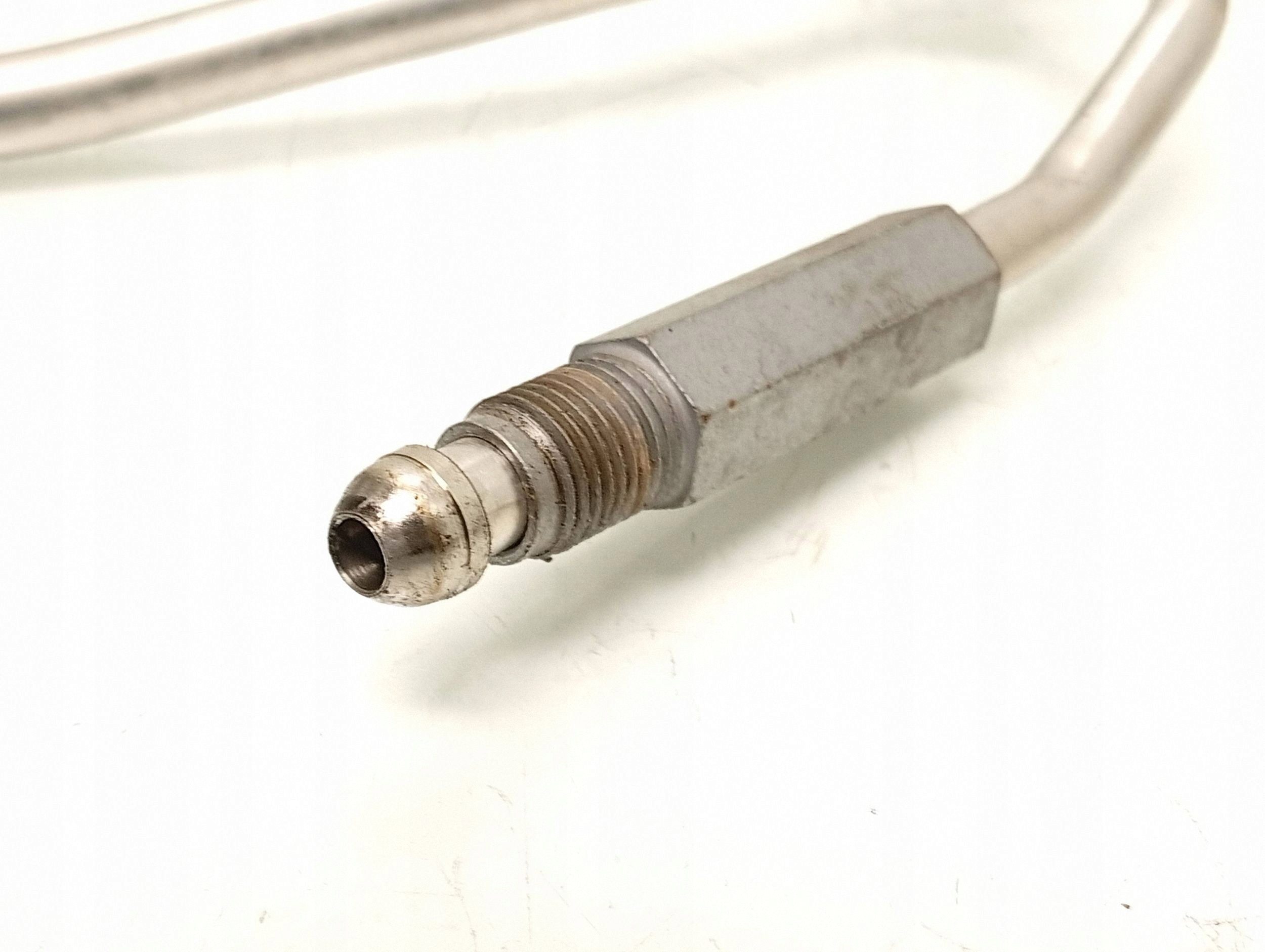 Fordin öljynjäähdytysputki OEM LK4Q6K679BB
