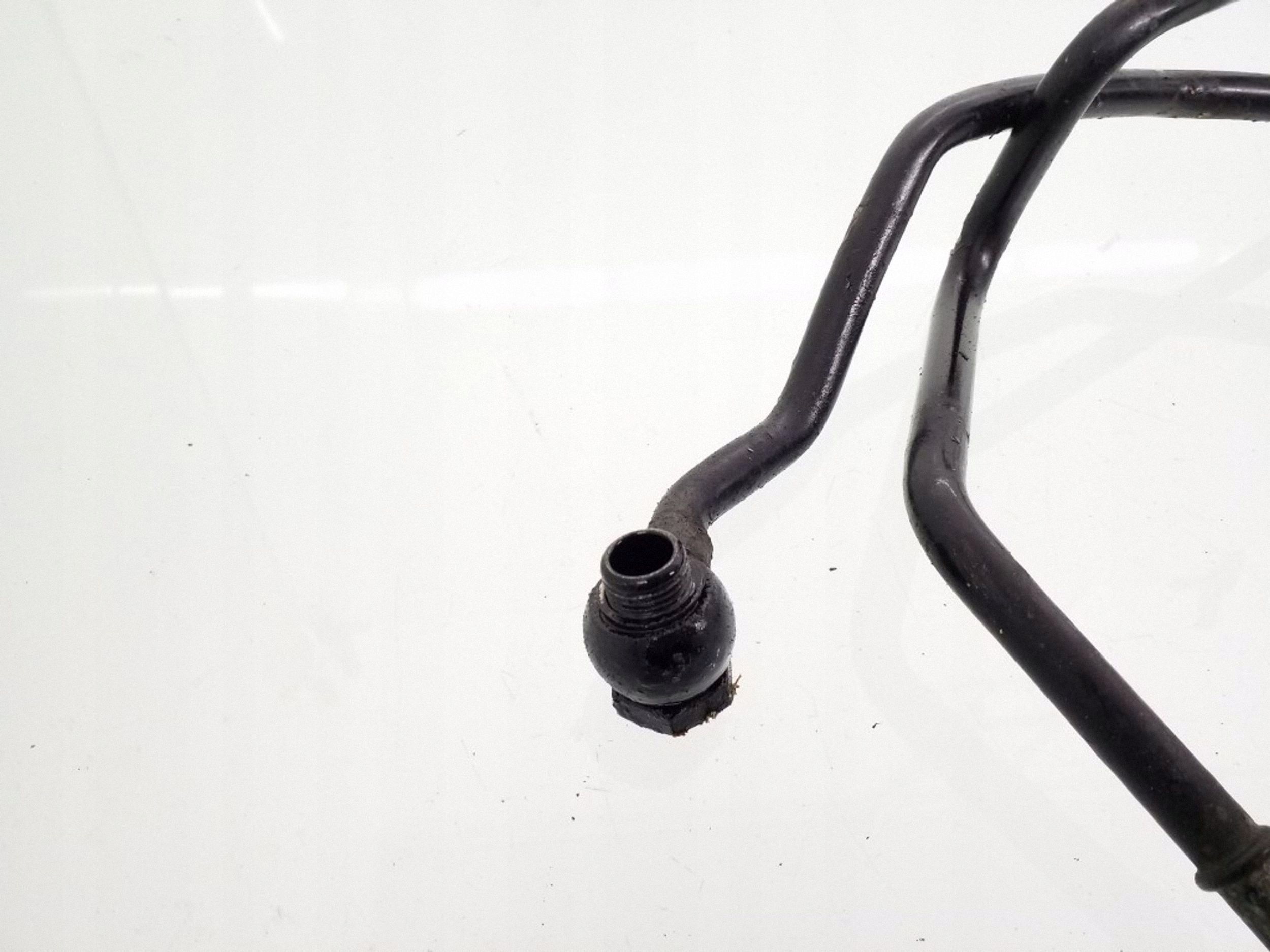 Opel Astra G Oljekylarrör OEM ARA65276 image 3