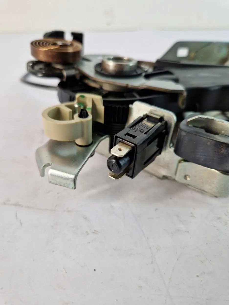 Mercedes-Benz Käsijarruvipu OEM PP204427 Käytetty