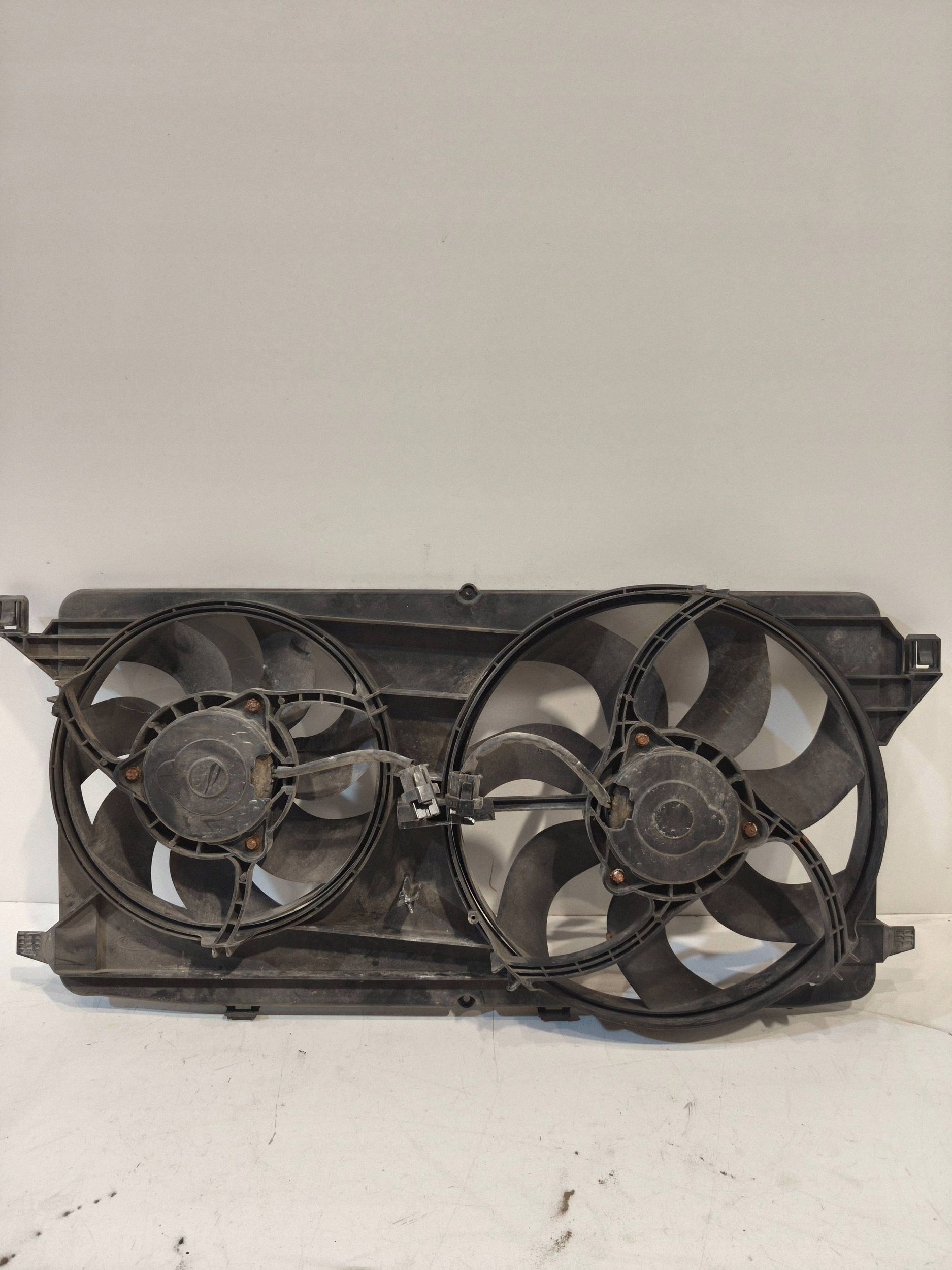 Framre rem OEM 8240557 för Ford Transit Custom 2.2L image 2