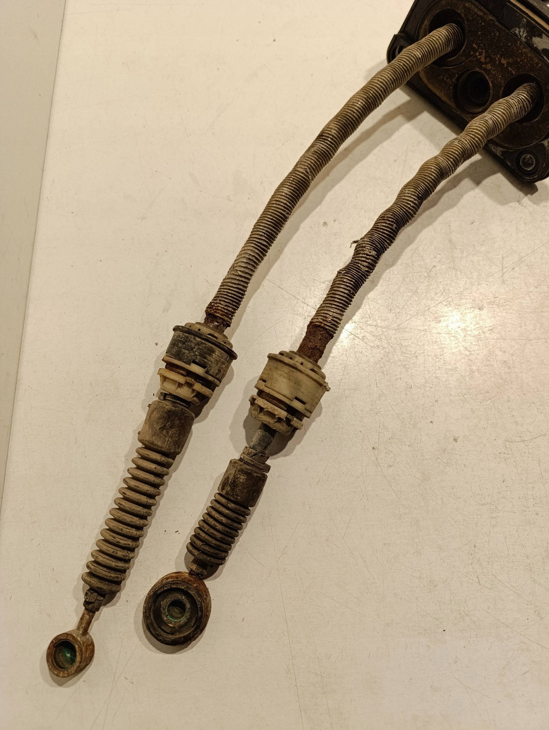 Fiat Ducato Vaihteiston Linkit OEM 55208347 - Käytetty
