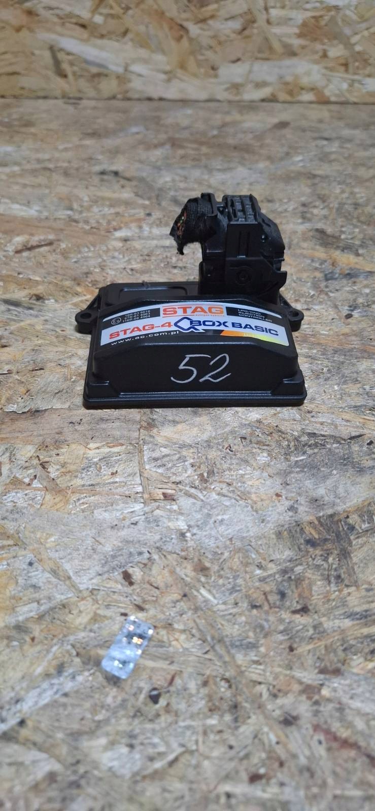 Subaru Legacy LPG-ohjain OEM 67R014903