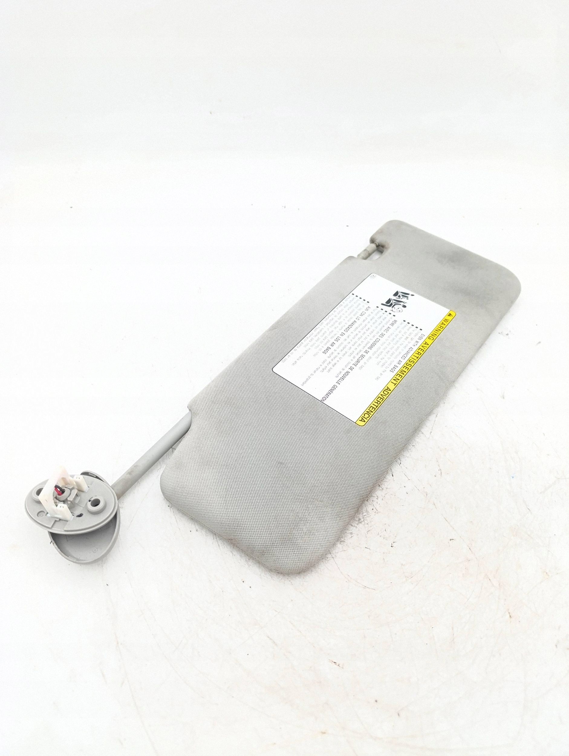 Pare-soleil gauche Toyota OE OEM 9642102L20 Occasion