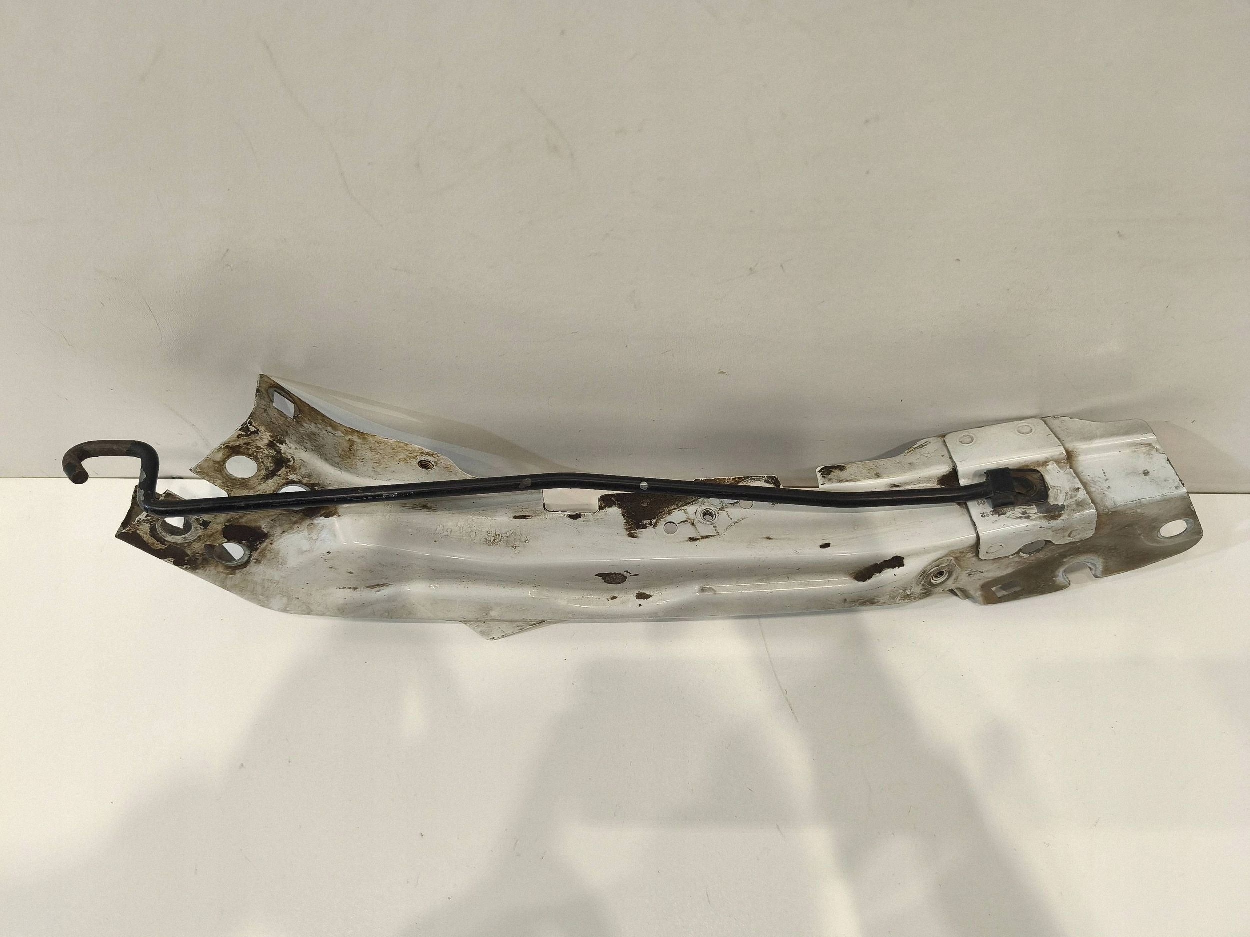 OEM E1227F04 vasen etuvalo Peugeot Expertille