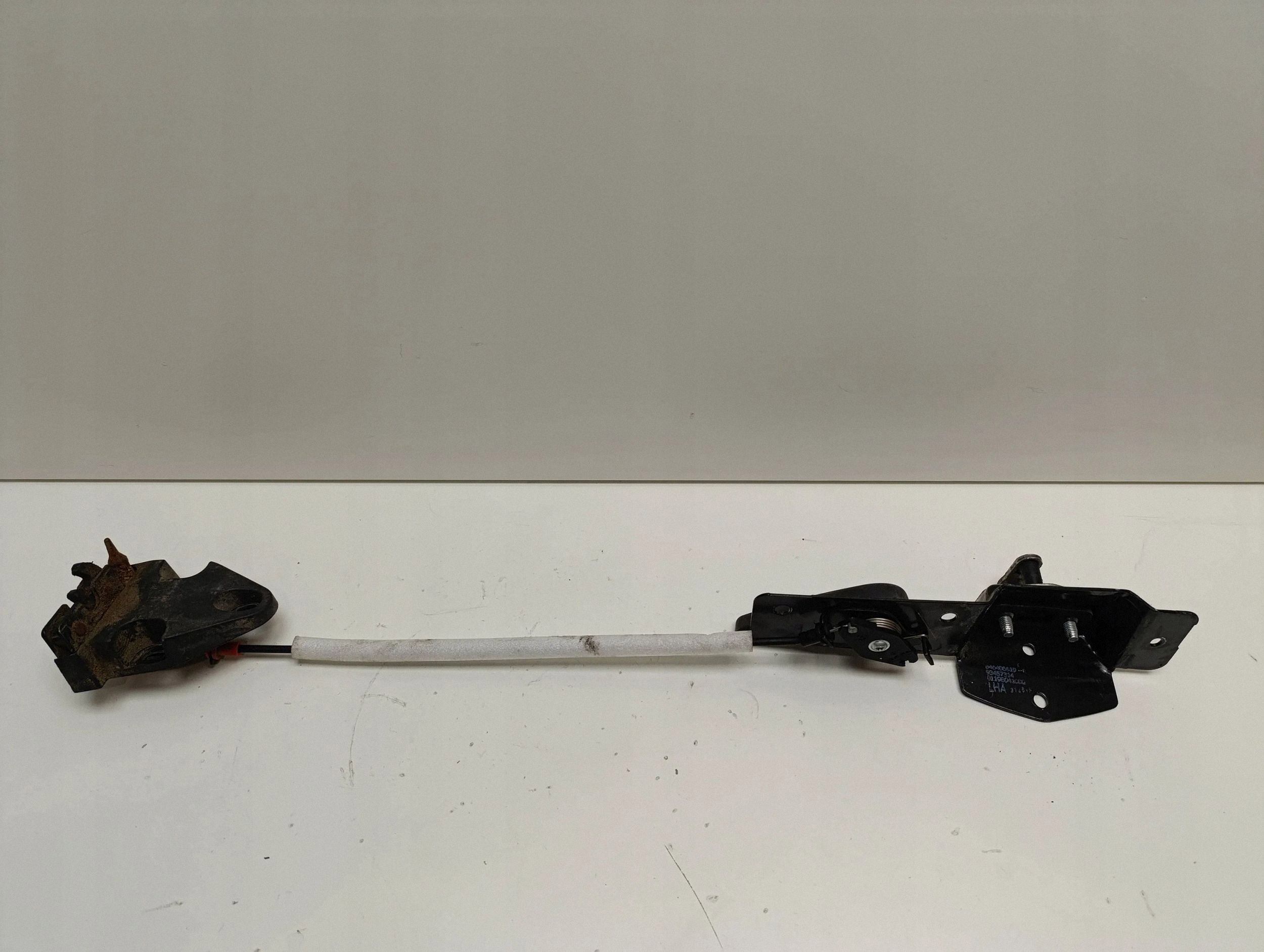 Bakre höger innerhandtag OEM 01198041000 Renault image 4