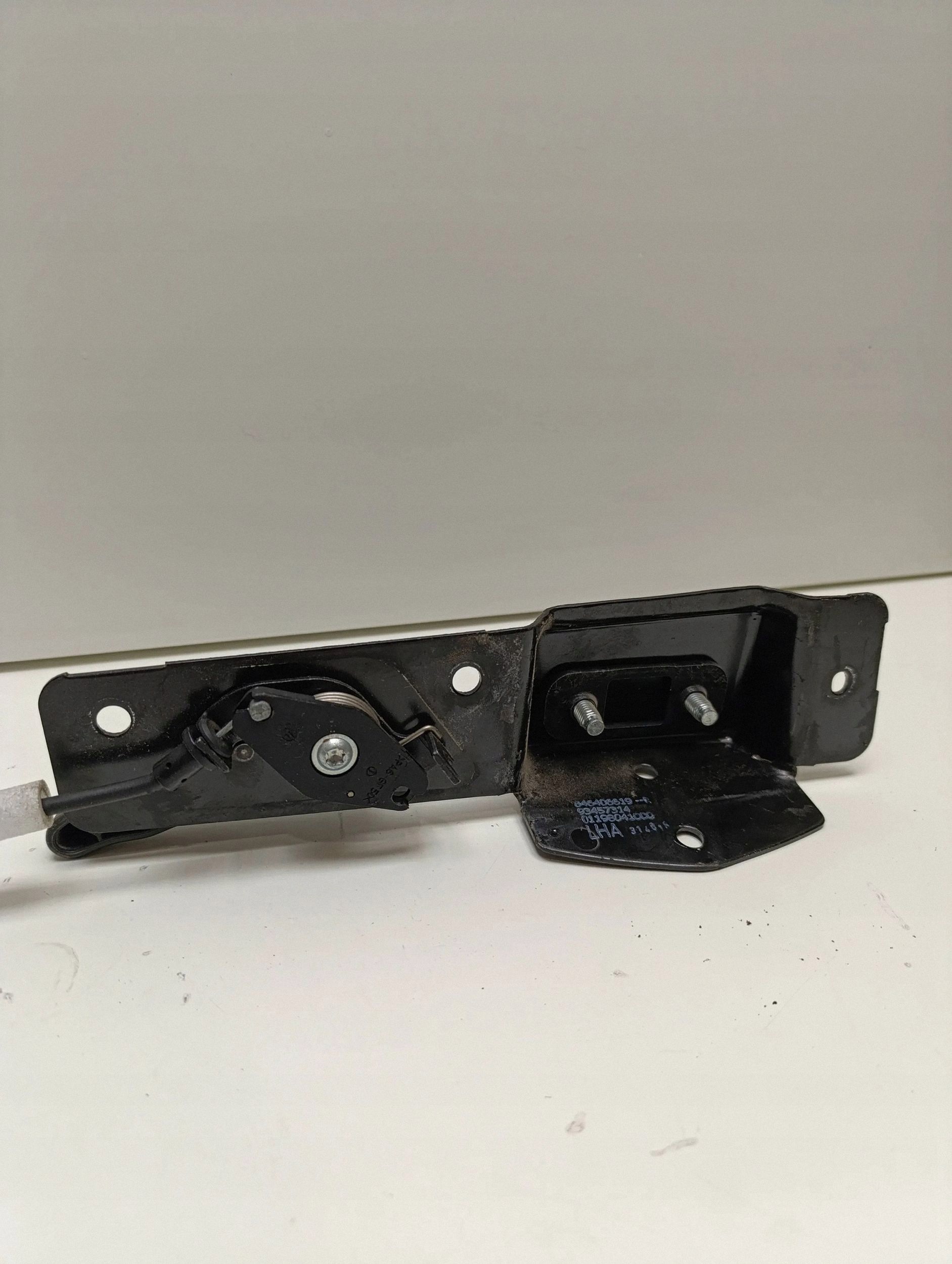 Bakre höger innerhandtag OEM 01198041000 Renault image 5
