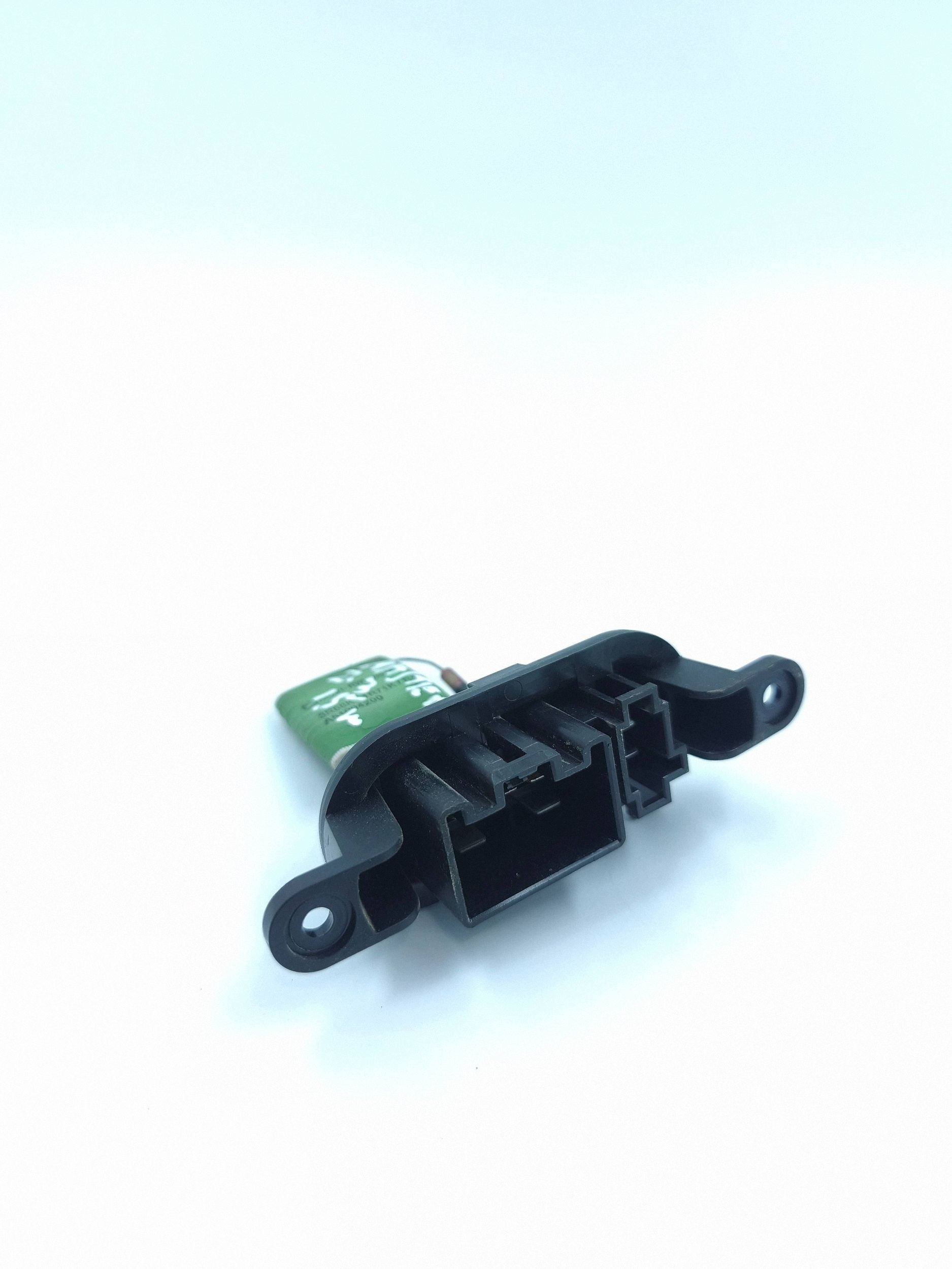 Verwarmingsventilatorrelais OEM 3R68K11R71K Renault image 3