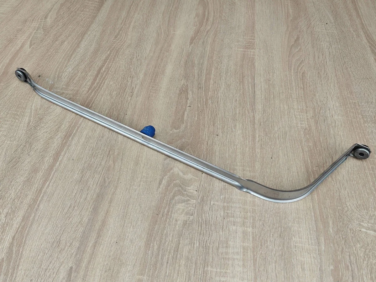Bränsletankfäste BMW 8 G16 G30