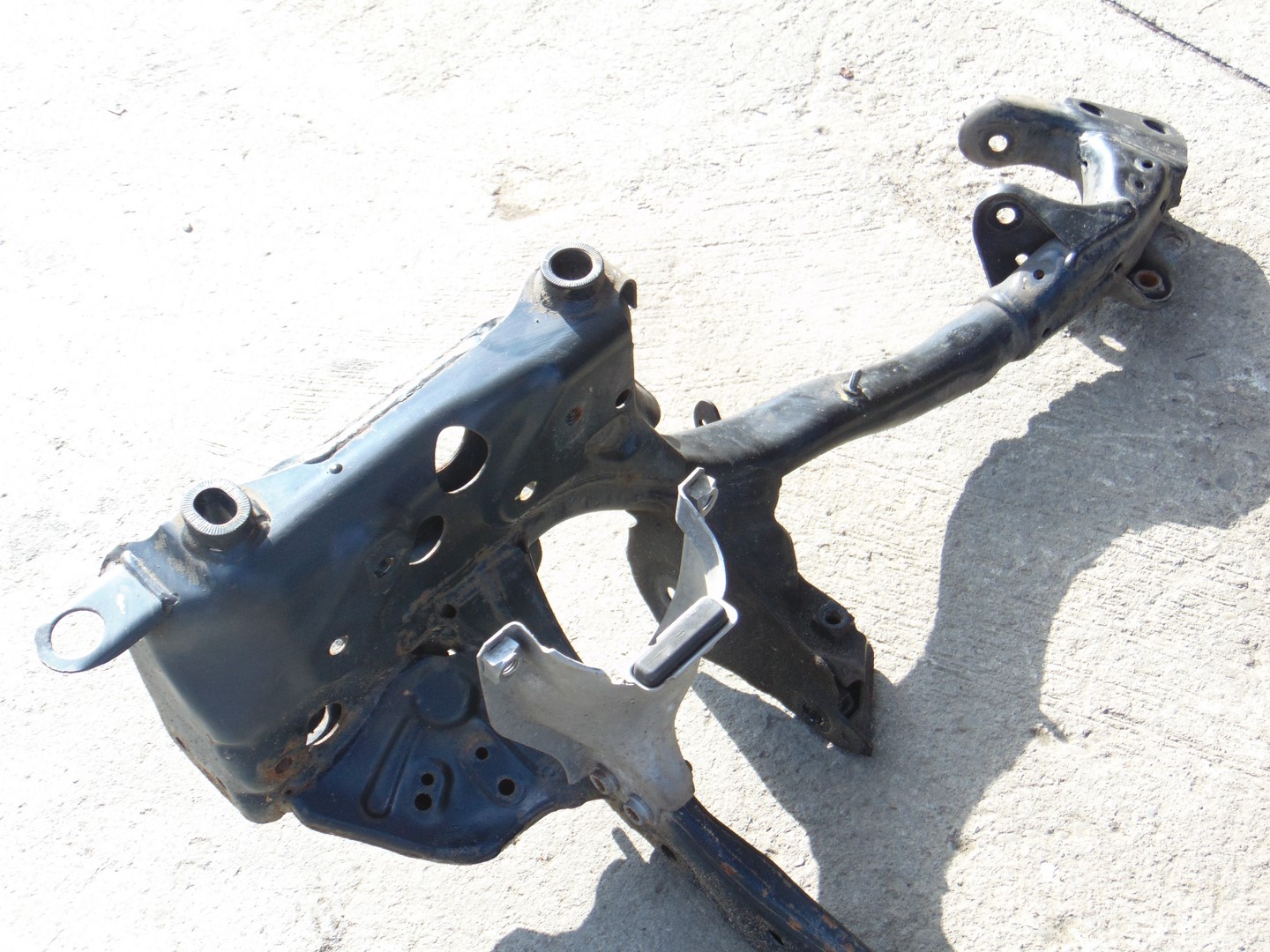 Audi A6 S6 C7 Voorste Hulpframe OEM 4H0399135 image 3