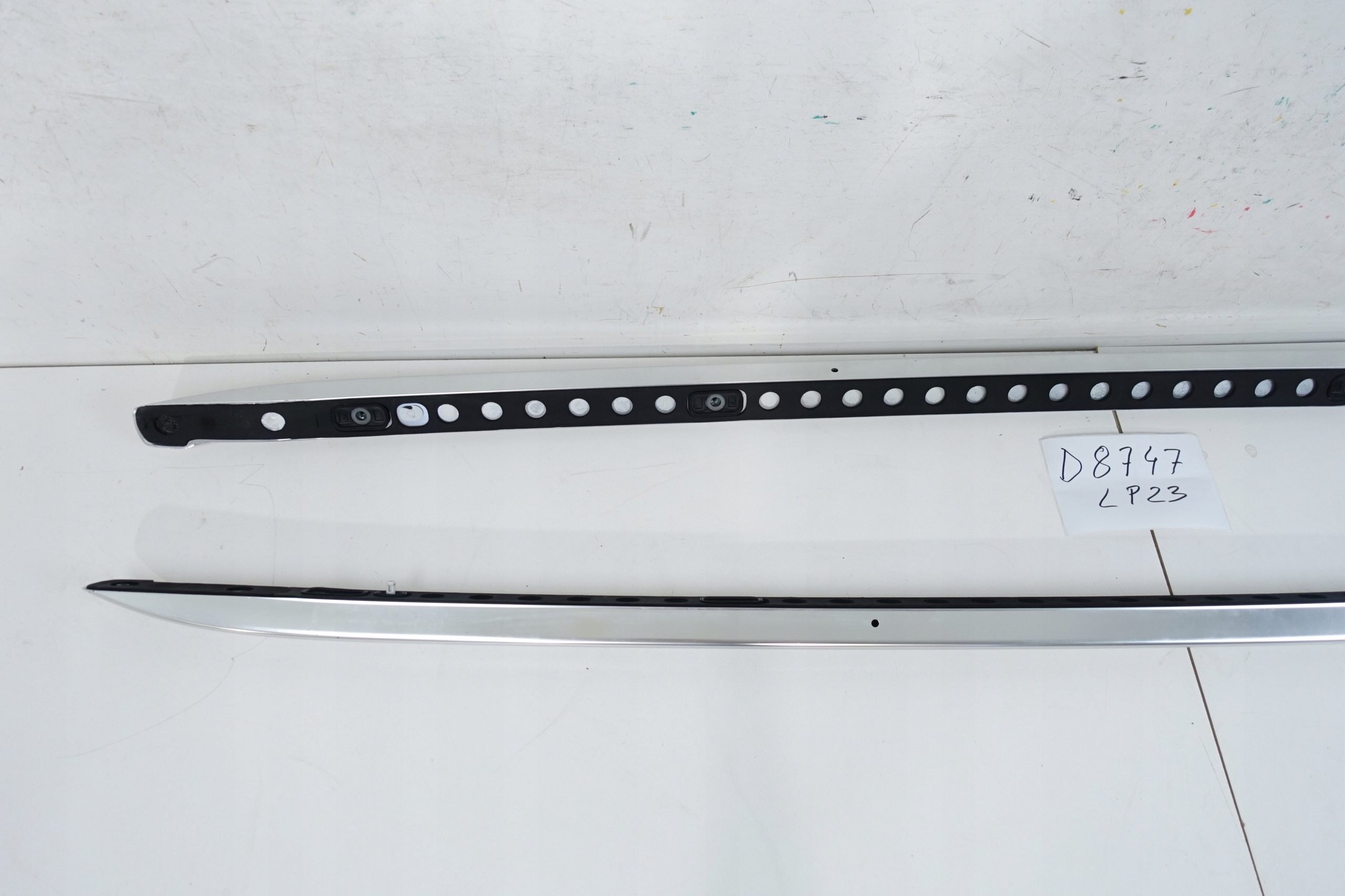 OEM 738219391R 73805207R Dachreling für Renault Megane IV image 4