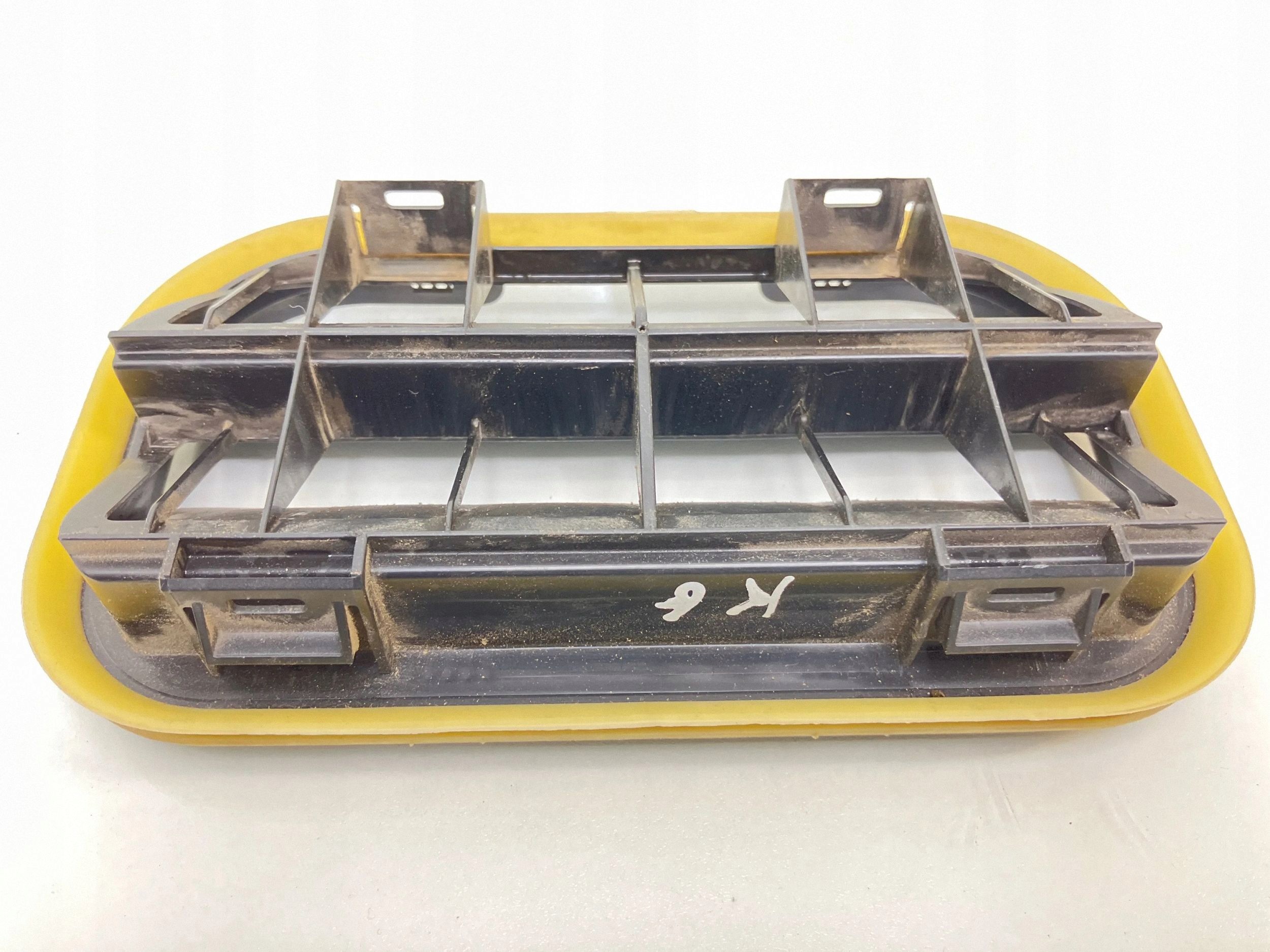 Rejilla de ventilación Ford Mustang VI OEM 54280B62 - Usado image 5