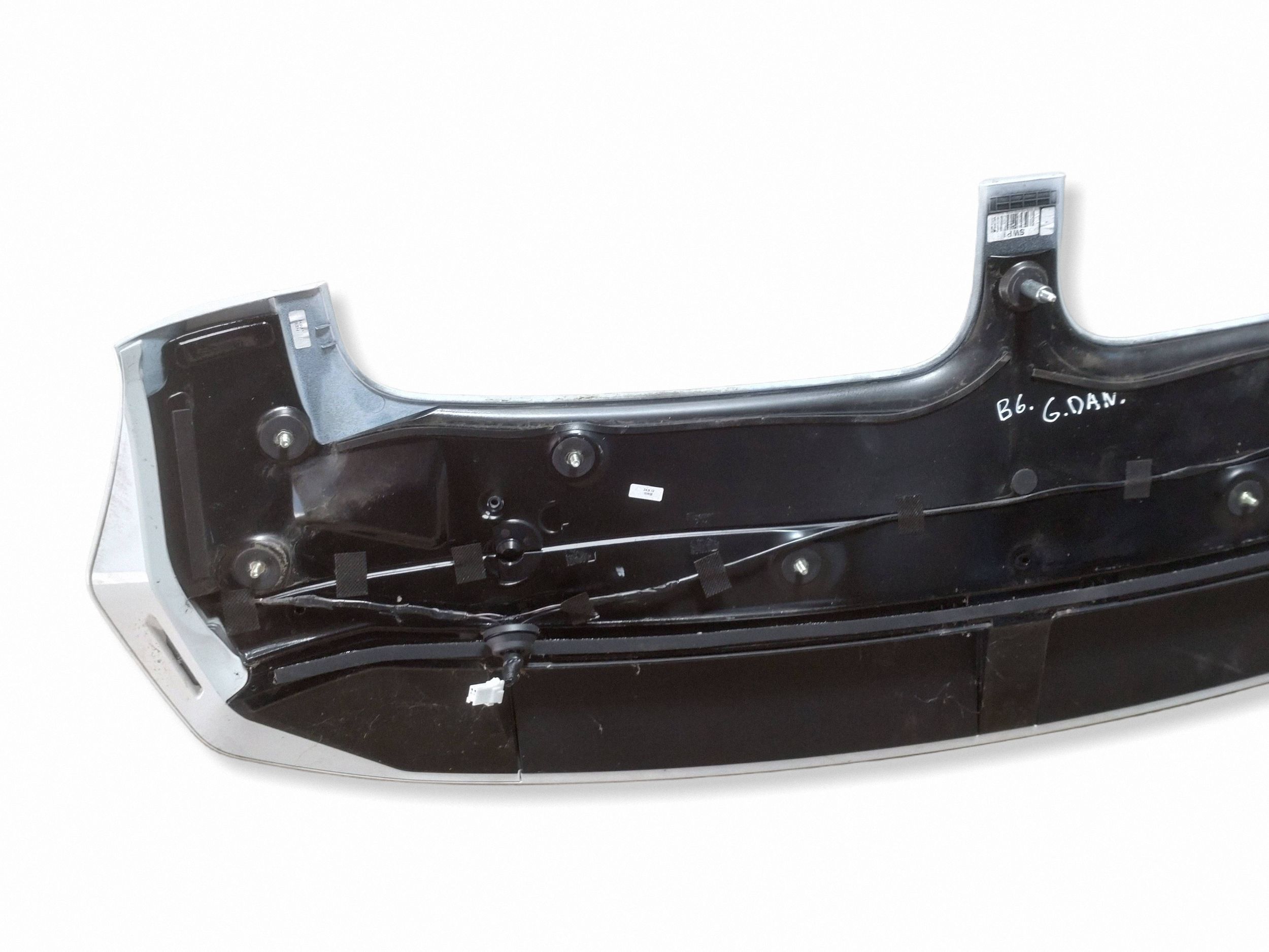 Kia EV6 Heckspoiler OEM 87210-CV000 - Gebraucht image 10