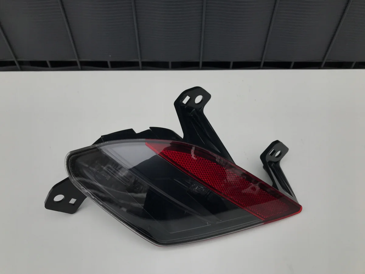 Luce Fendinebbia LED Posteriore Renault Austral thumbnail 1
