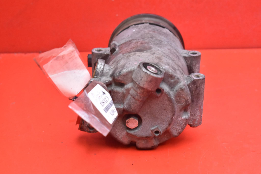 Ilmastointikompressori BV6N-19D629-BF Ford Focus MK3 2.0 Ti-VCT 162hv image 3