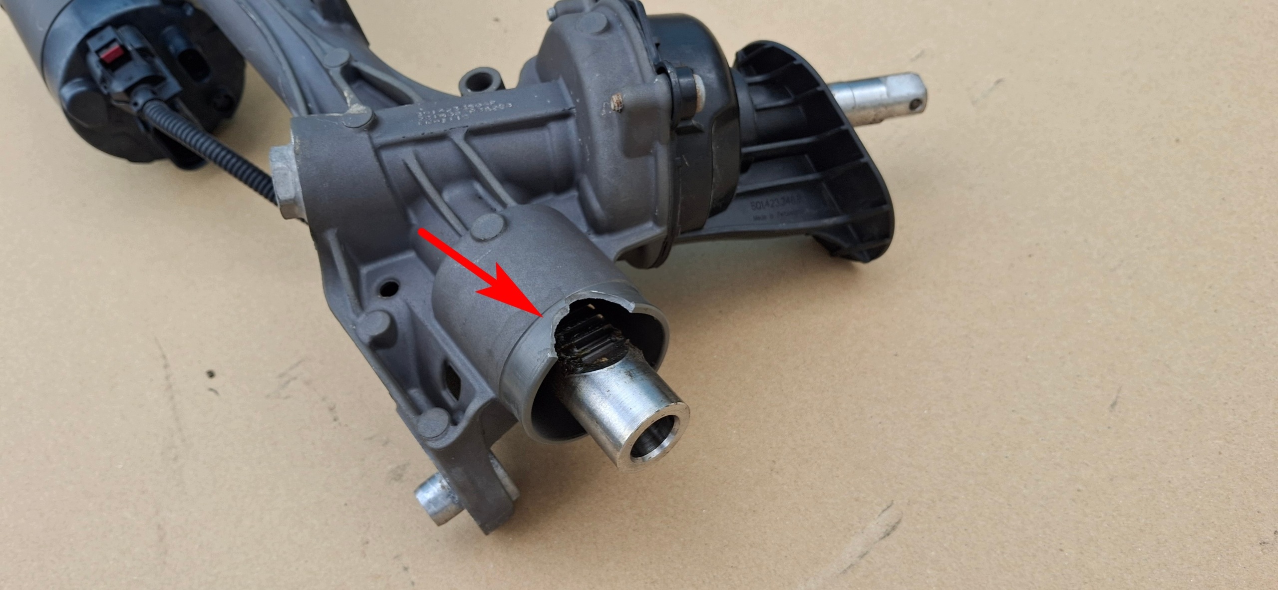 Ohjauspumppu OEM 5Q0910143C VW Arteonille image 3
