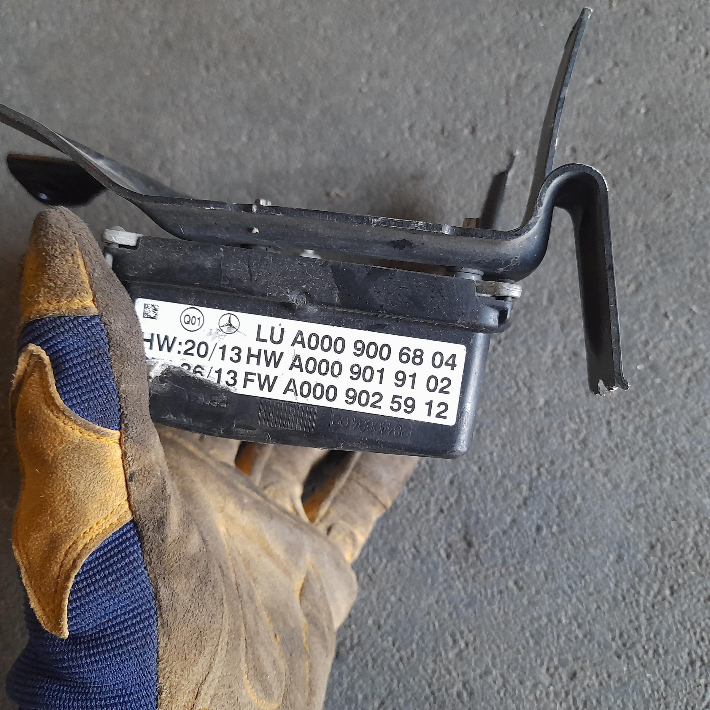 Module Radar Distronic Mercedes OEM A0009006804 image 5