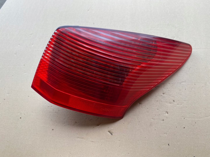 Rechter achterlicht Peugeot 407 SW 2004-2008 Kombi