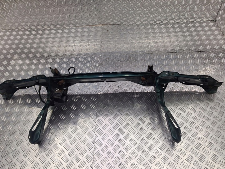 Etupalkin vahvike BMW 5 E34 01.88-12.95