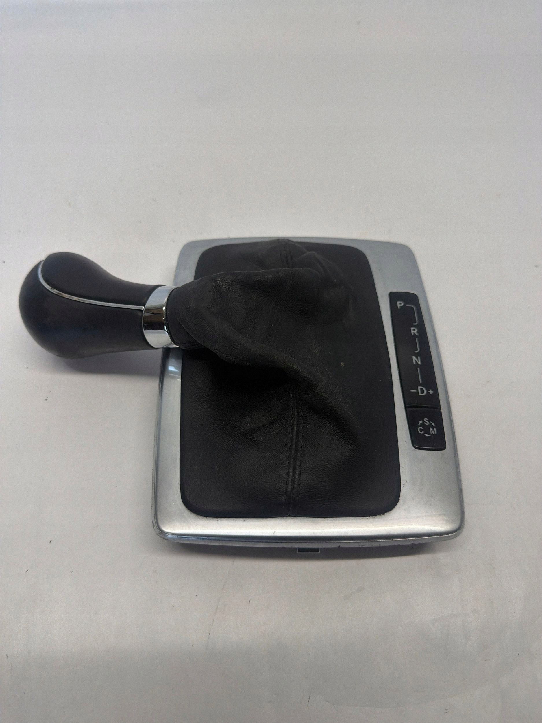 Pomo de mudanças Mercedes OEM A2072670510 - Usado image 6