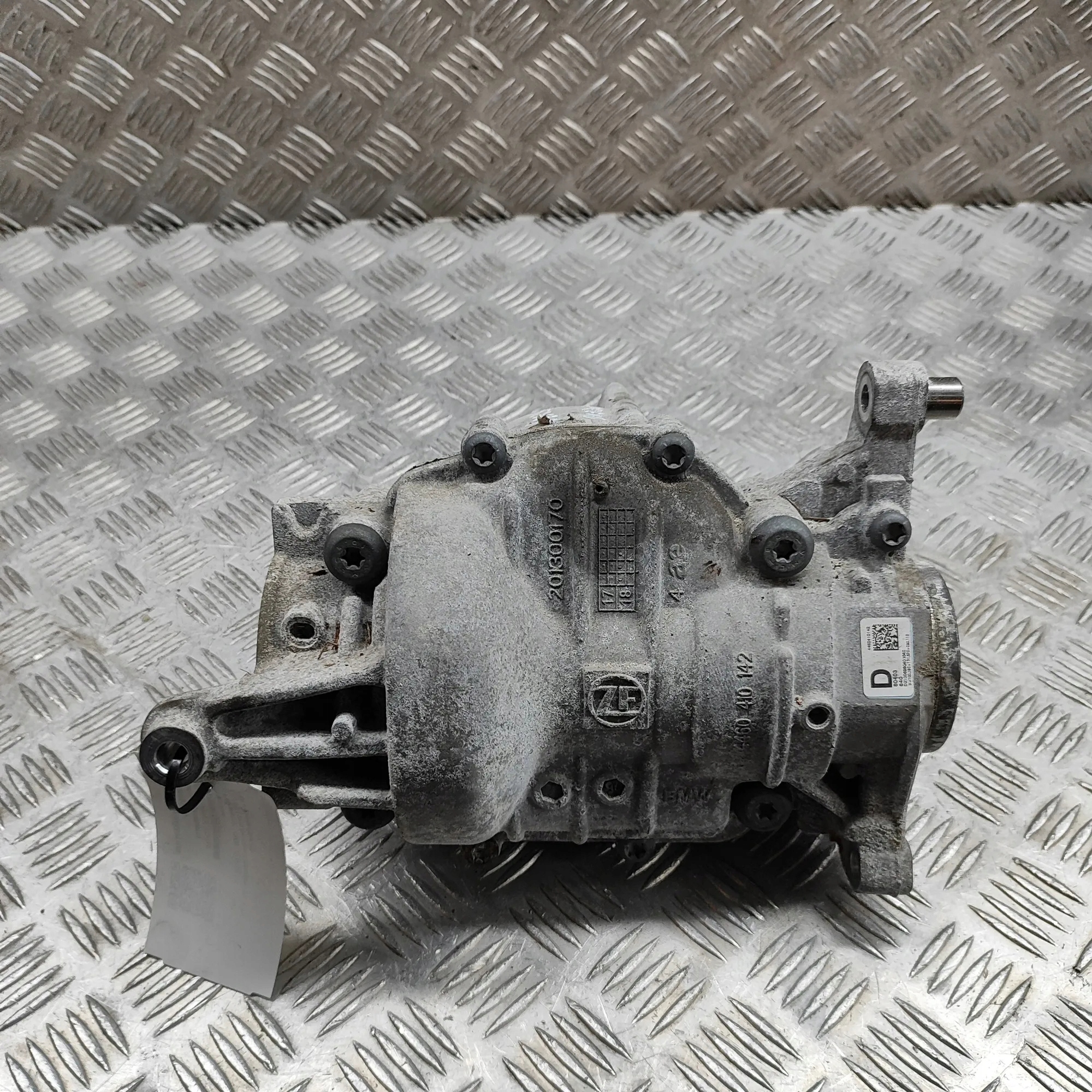 BMW OEM 7646889 Differentialgetriebe Gebraucht - F44 F39 F48 F45 image 2