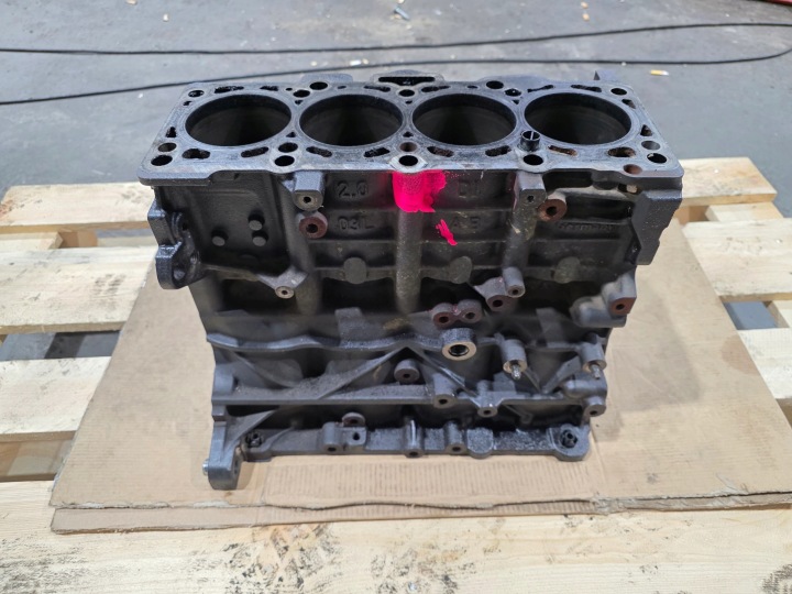 Motorblock Audi VW Seat Skoda 2.0 TDI CBA 03L021AB 1/26