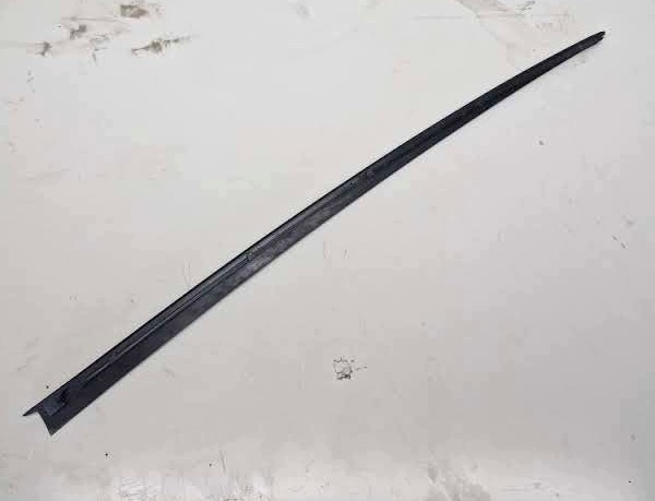 VW Golf Sportsvan Frontscheibenleiste OEM 510854327A image 2