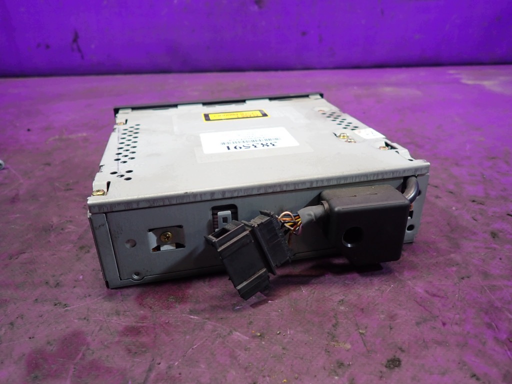Lecteur de navigation Audi A4 B6 OEM 8E0035111C image 4
