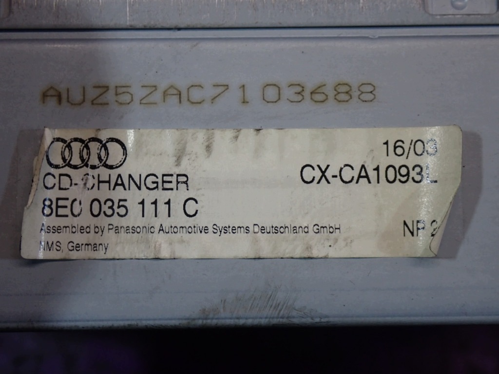 Lecteur de navigation Audi A4 B6 OEM 8E0035111C image 6