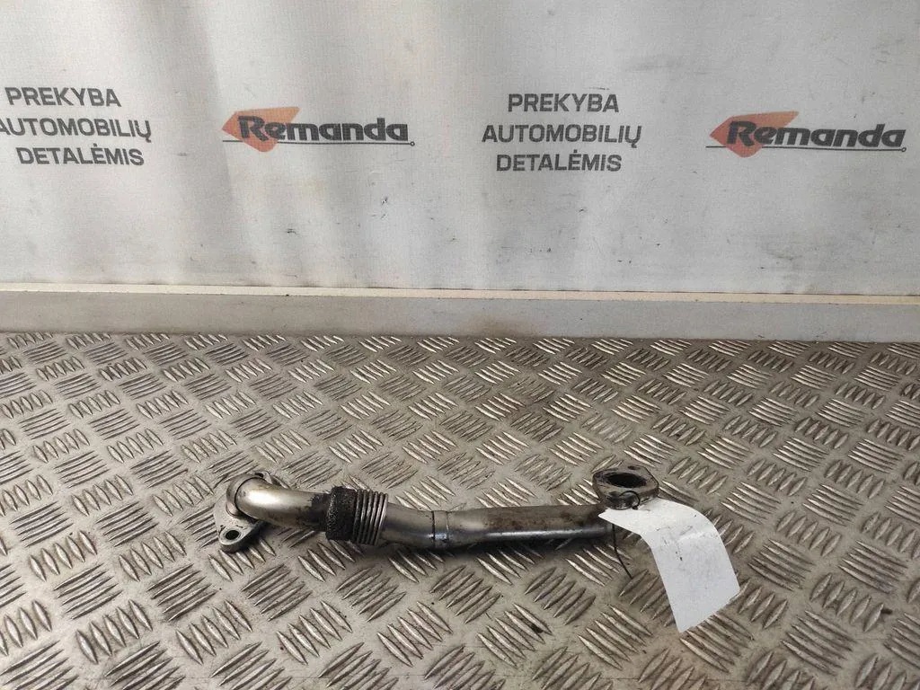 EGR-putki OEM 038131521BM VW Golf IV TDI:lle image 2