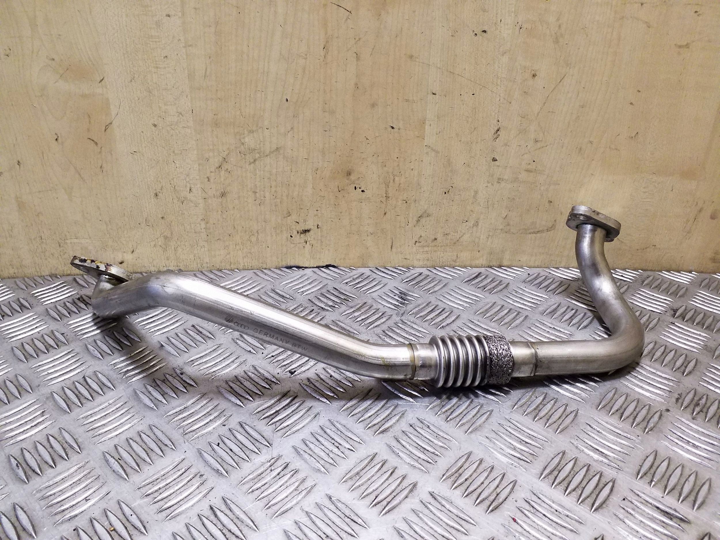 EGR Pakoputki OEM 03L131521AD Audi 2.0 TDI:lle image 4