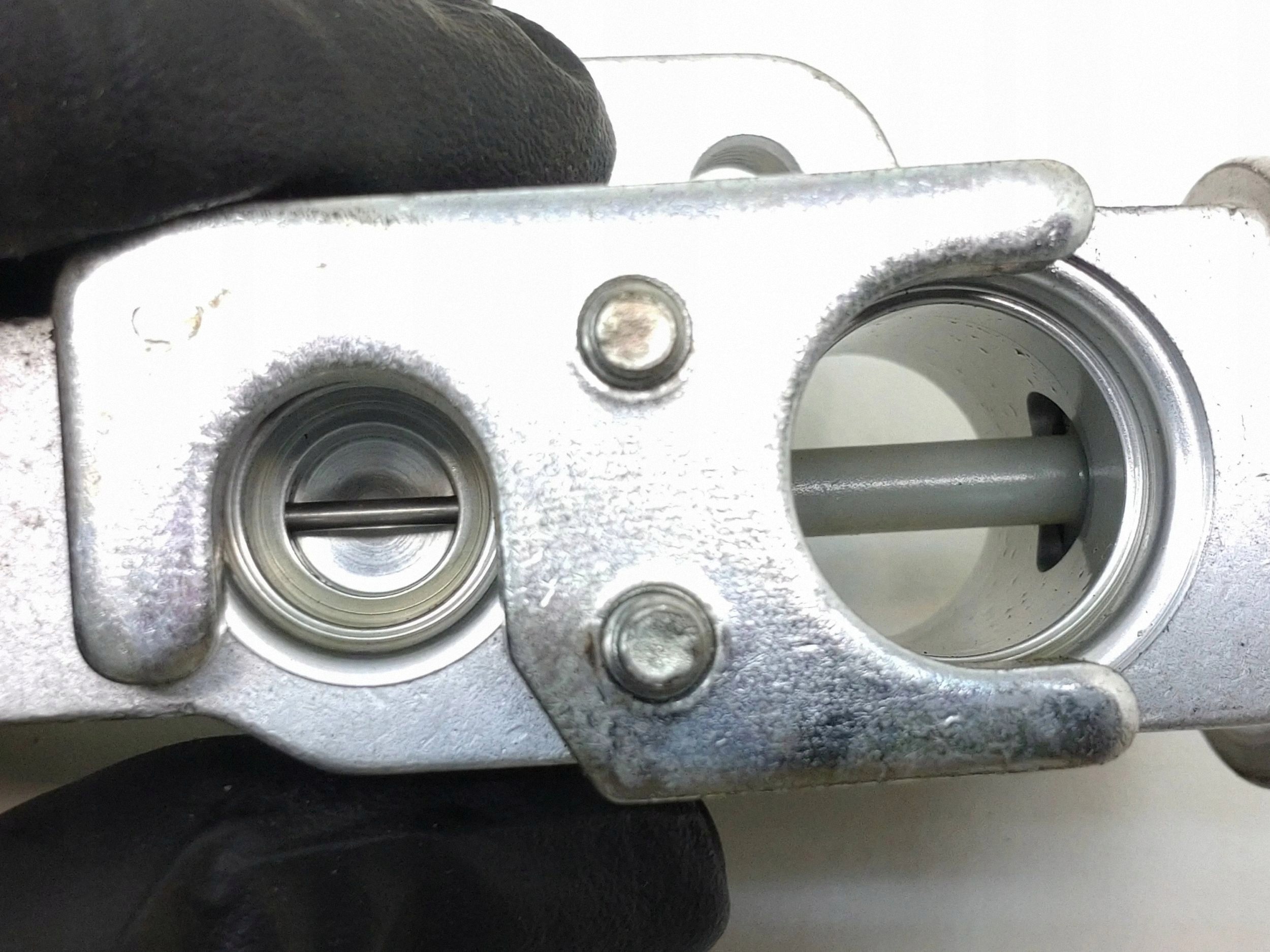 Válvula de expansão Audi A5 8T 3.0 TDI OEM 52316990 image 3