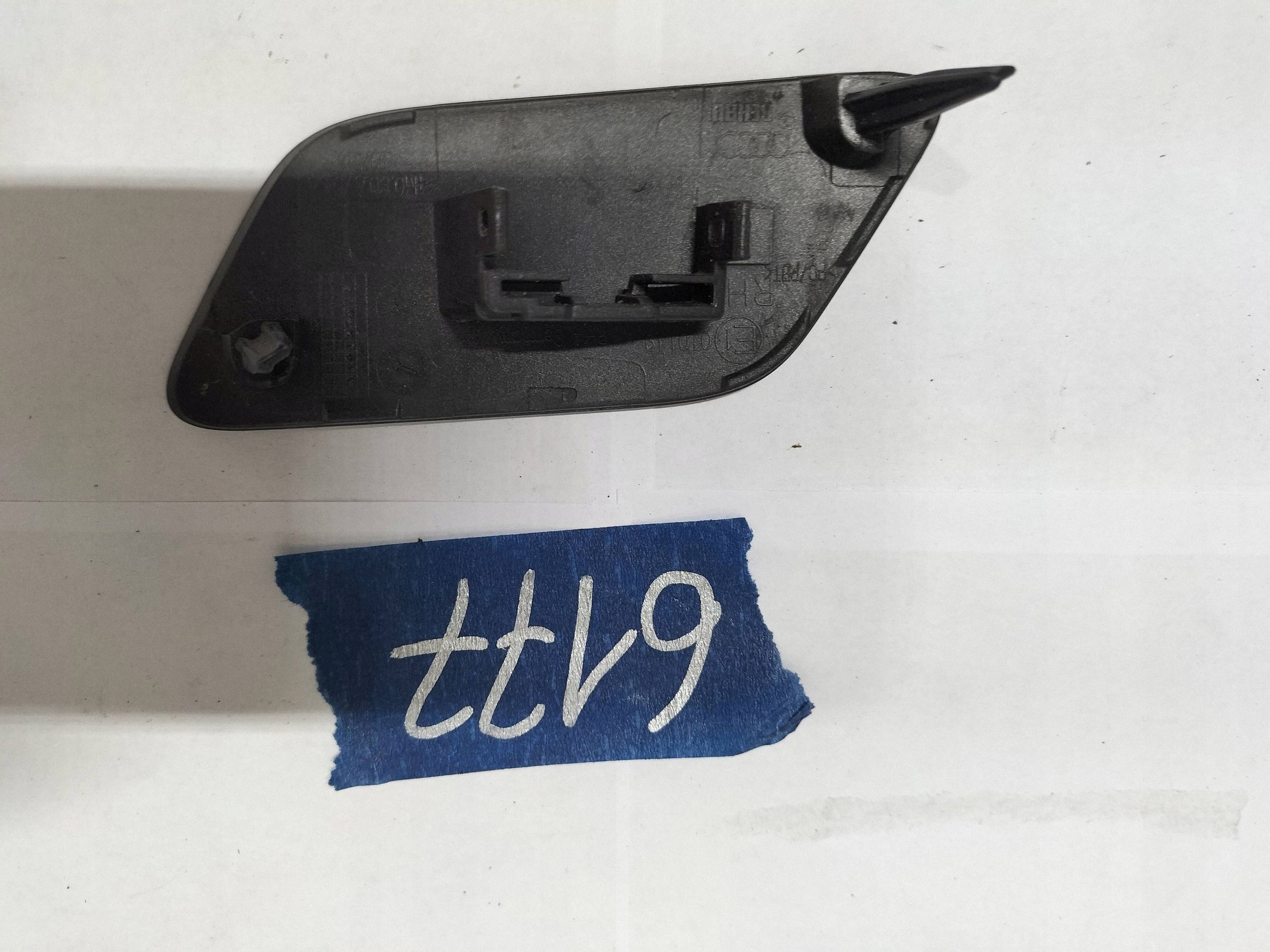 Audi SQ7 Spuitmondkap OEM 4M0807754A - Gebruikt image 5