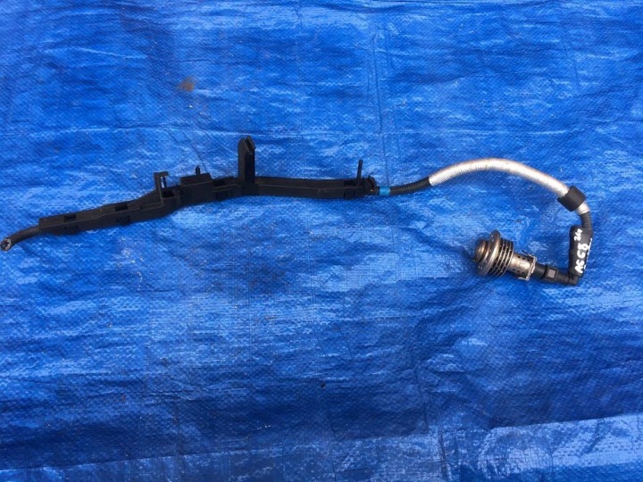 Audi a4 a5 a6 c7 a7 Q5 adblue-polttoainesuutin 4H0131113A 3.0tdi