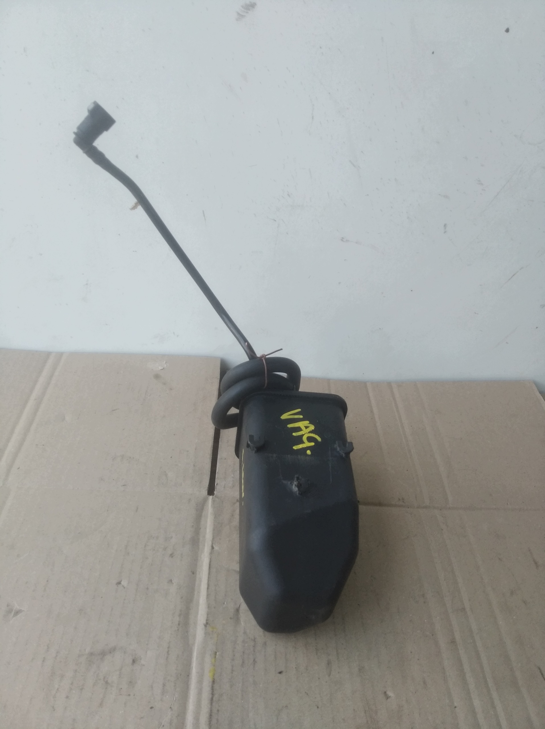 OEM 1K0201801 Kraftstoffdampf-Kohlefilter für Skoda image 2