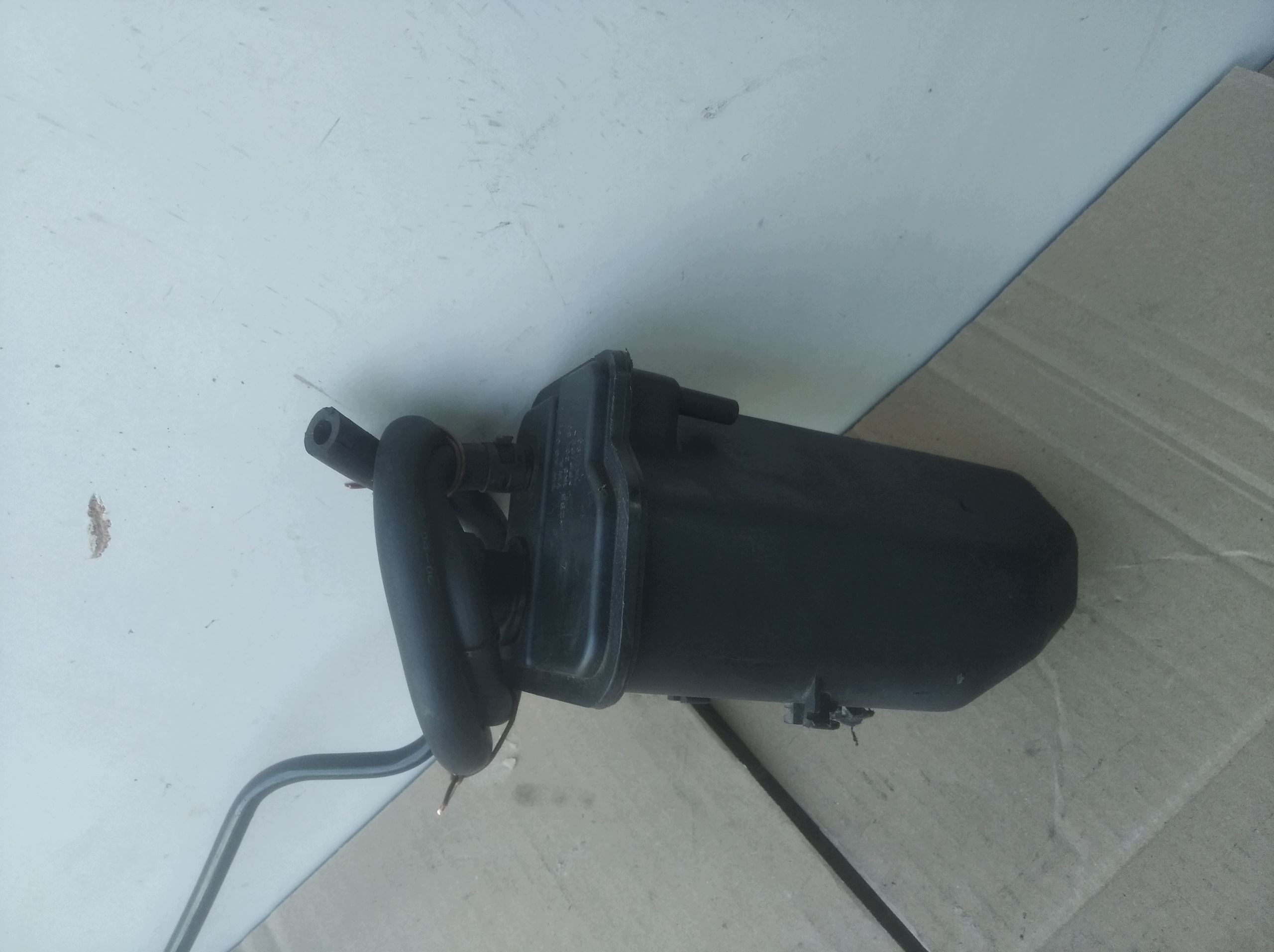 OEM 1K0201801 Kraftstoffdampf-Kohlefilter für Skoda image 4