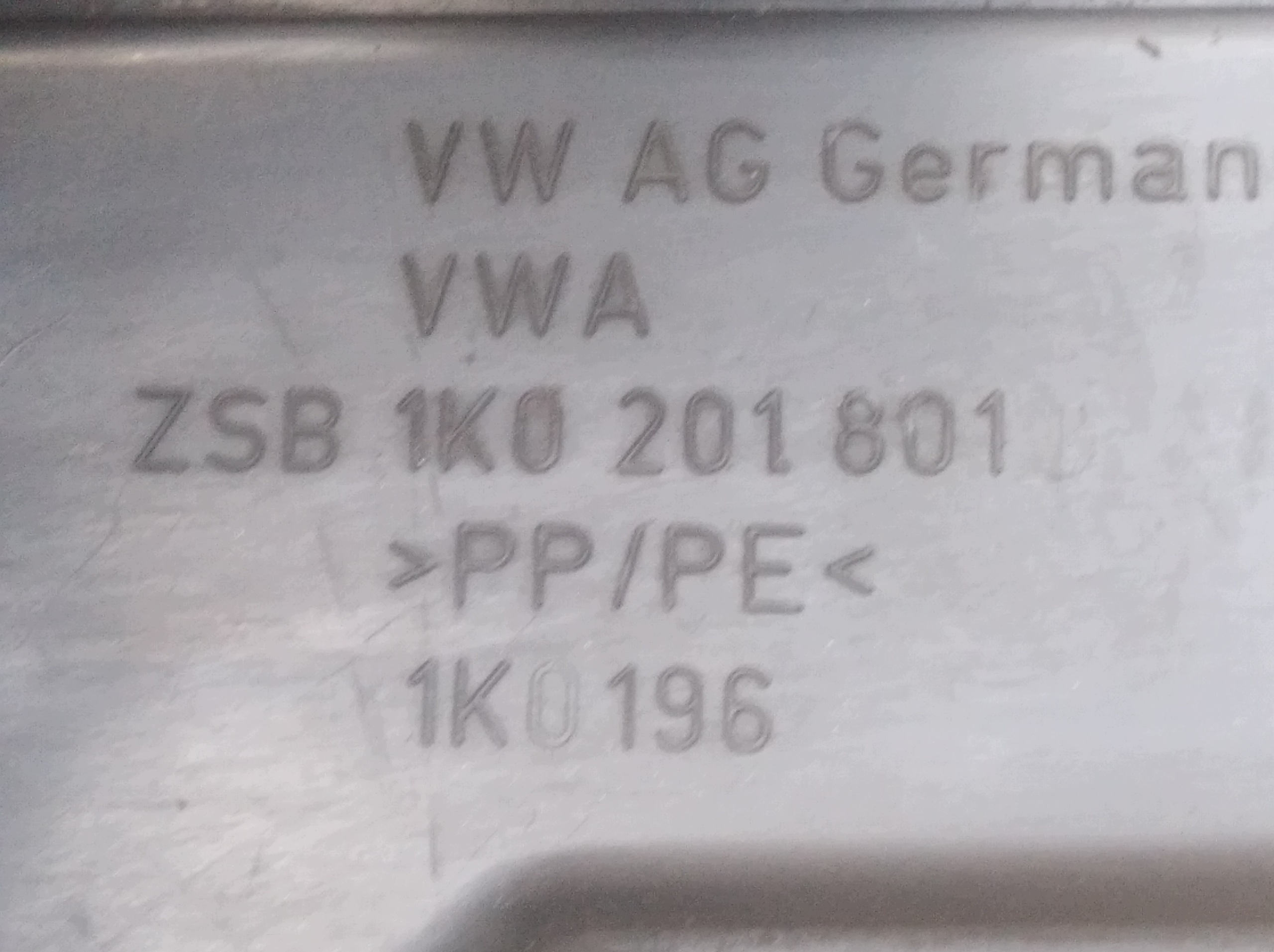 OEM 1K0201801 Kraftstoffdampf-Kohlefilter für Skoda image 5