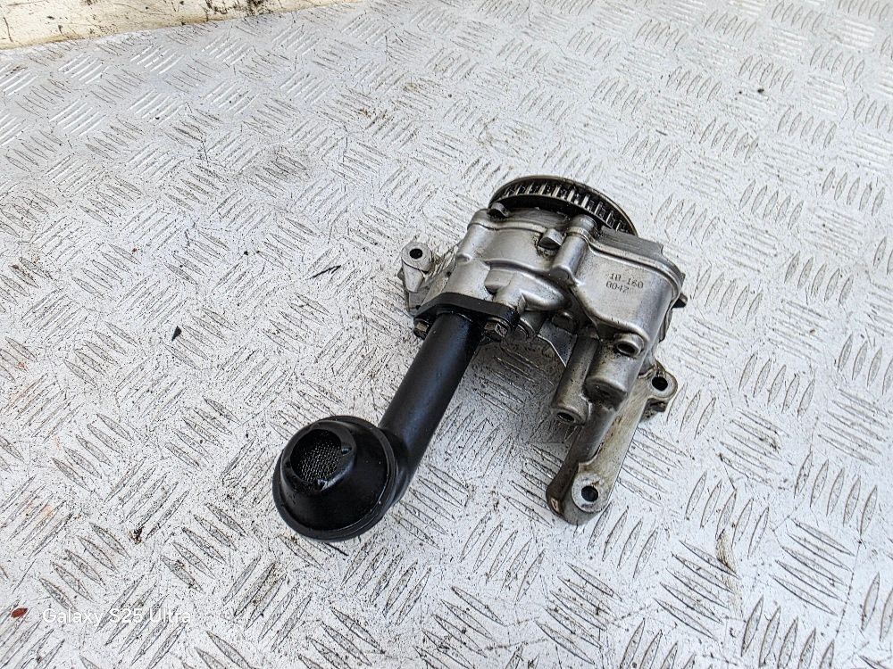 Öljypumppu OEM 03L115263 VW Passat B7 1.6 TDI:lle image 5