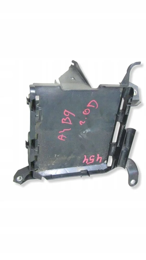 Audi A4 B9 module houder 8W0907647A
