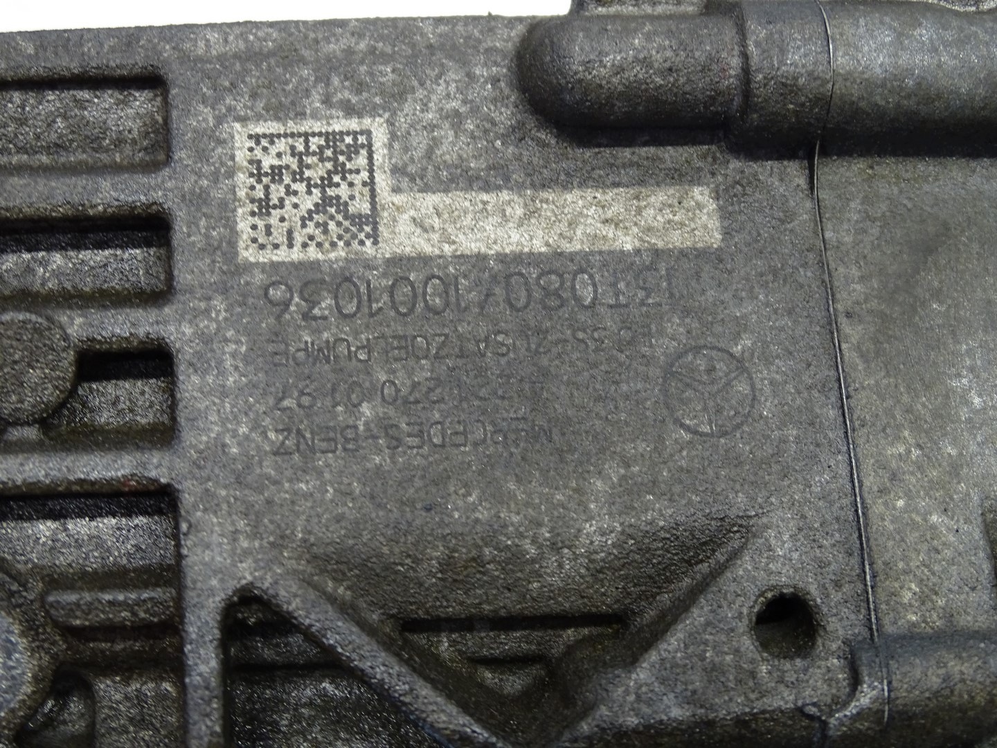 Bomba Start-Stop Mercedes OEM A2212700197 - Usado image 5