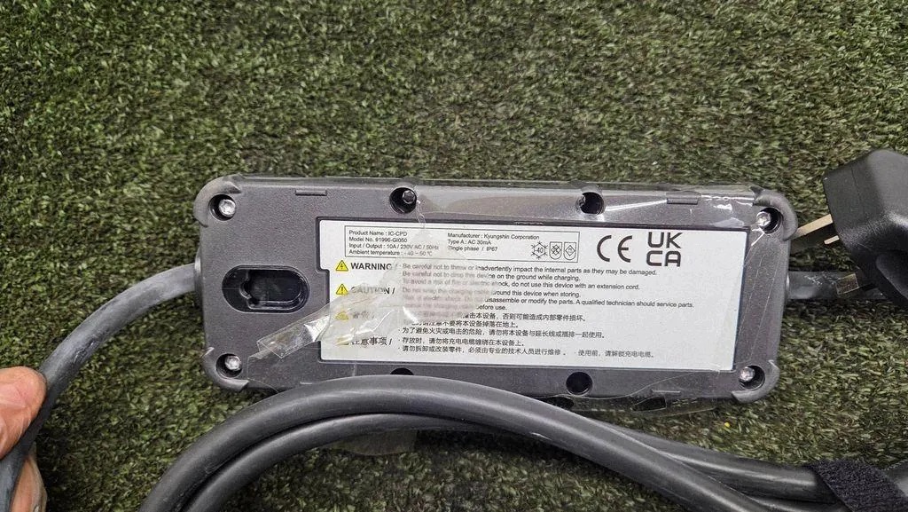 Cable de carga Hyundai Ioniq 5 eléctrico OEM 91686GI060 image 3