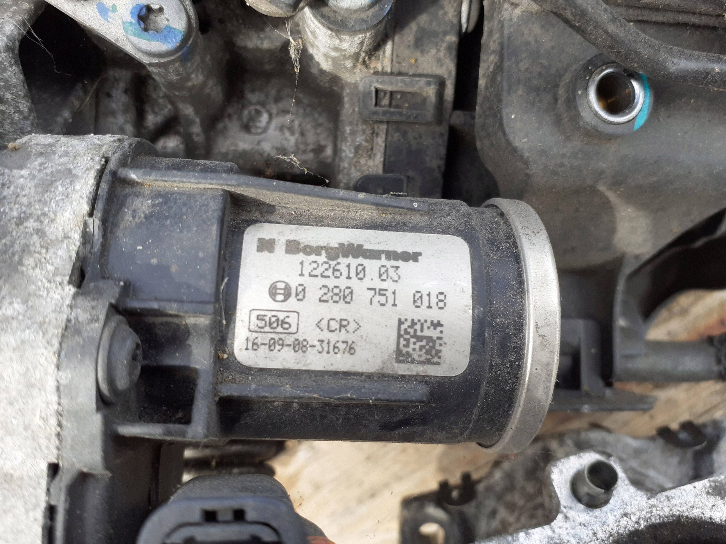 Arrefecedor EGR usado OEM Z2747003 para Ford Kuga II image 3