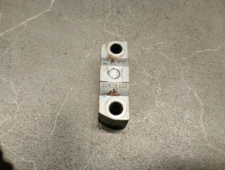 90530562 lapka mostek ohjain akseli opel astra j 1.4t