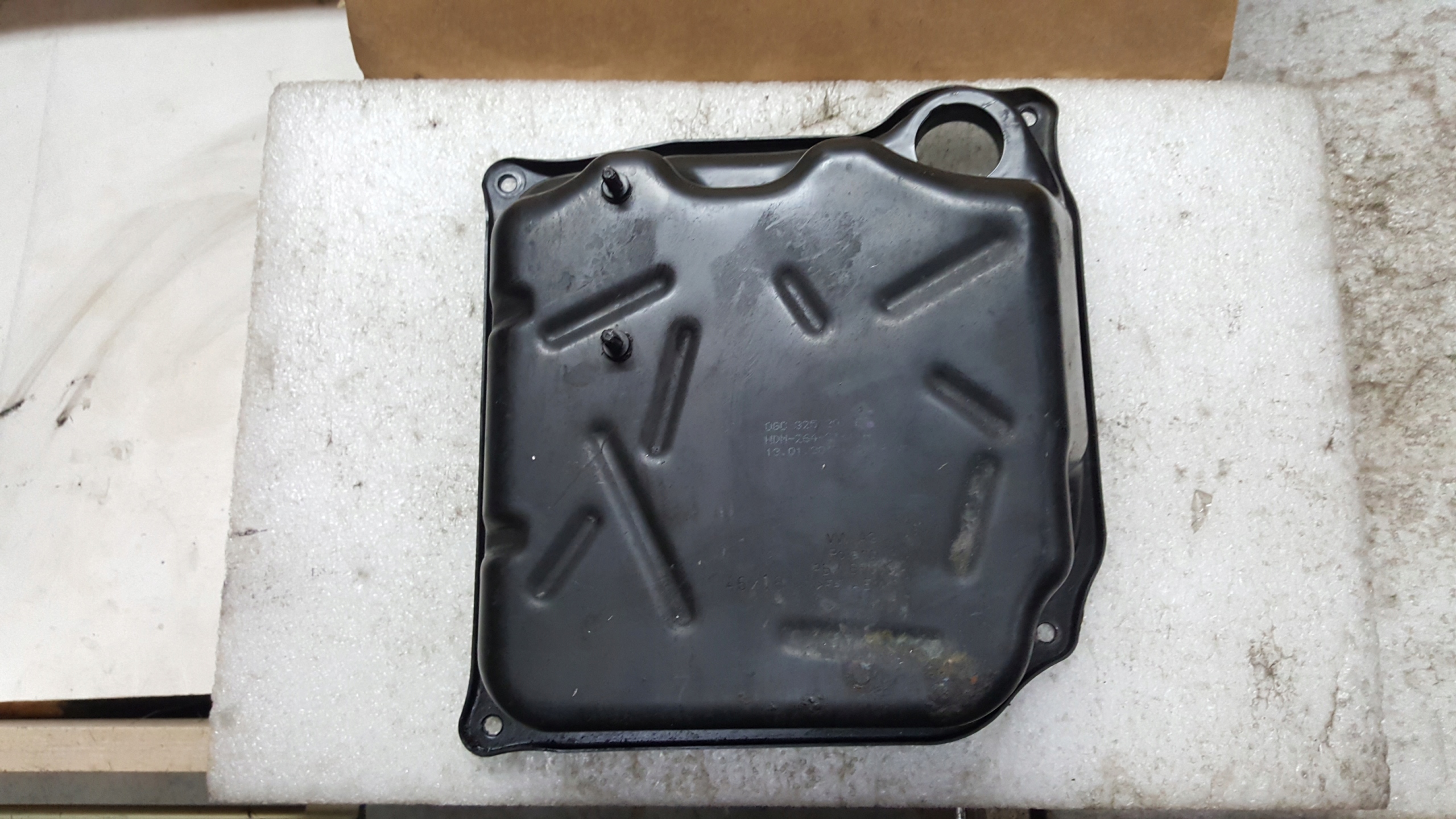 Volkswagen AUDI SKODA Cárter aceite transmisión 0GC325201E image 4