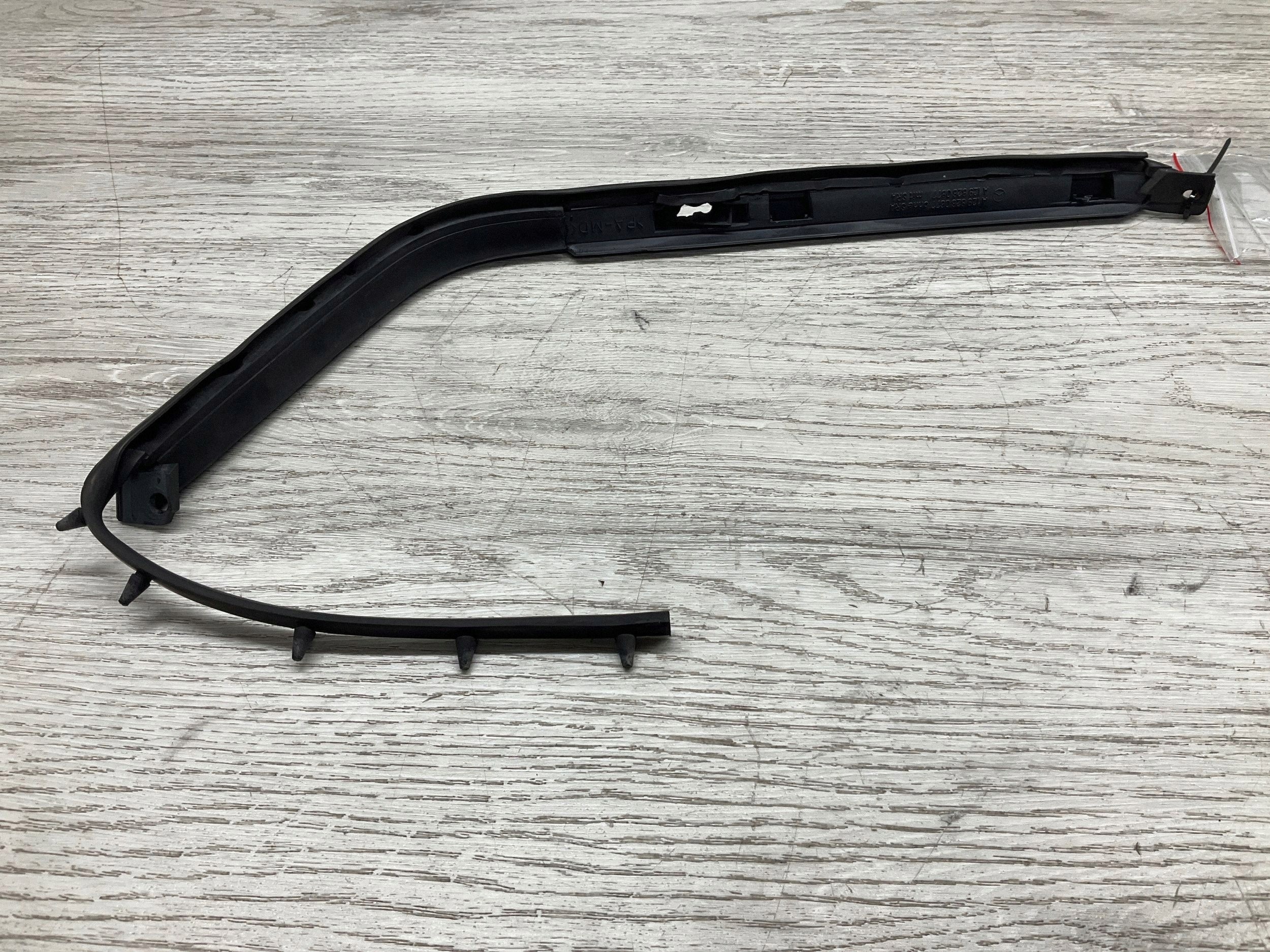 Cache phare droit Mercedes-Benz SL R129 OEM A1298260677 image 4