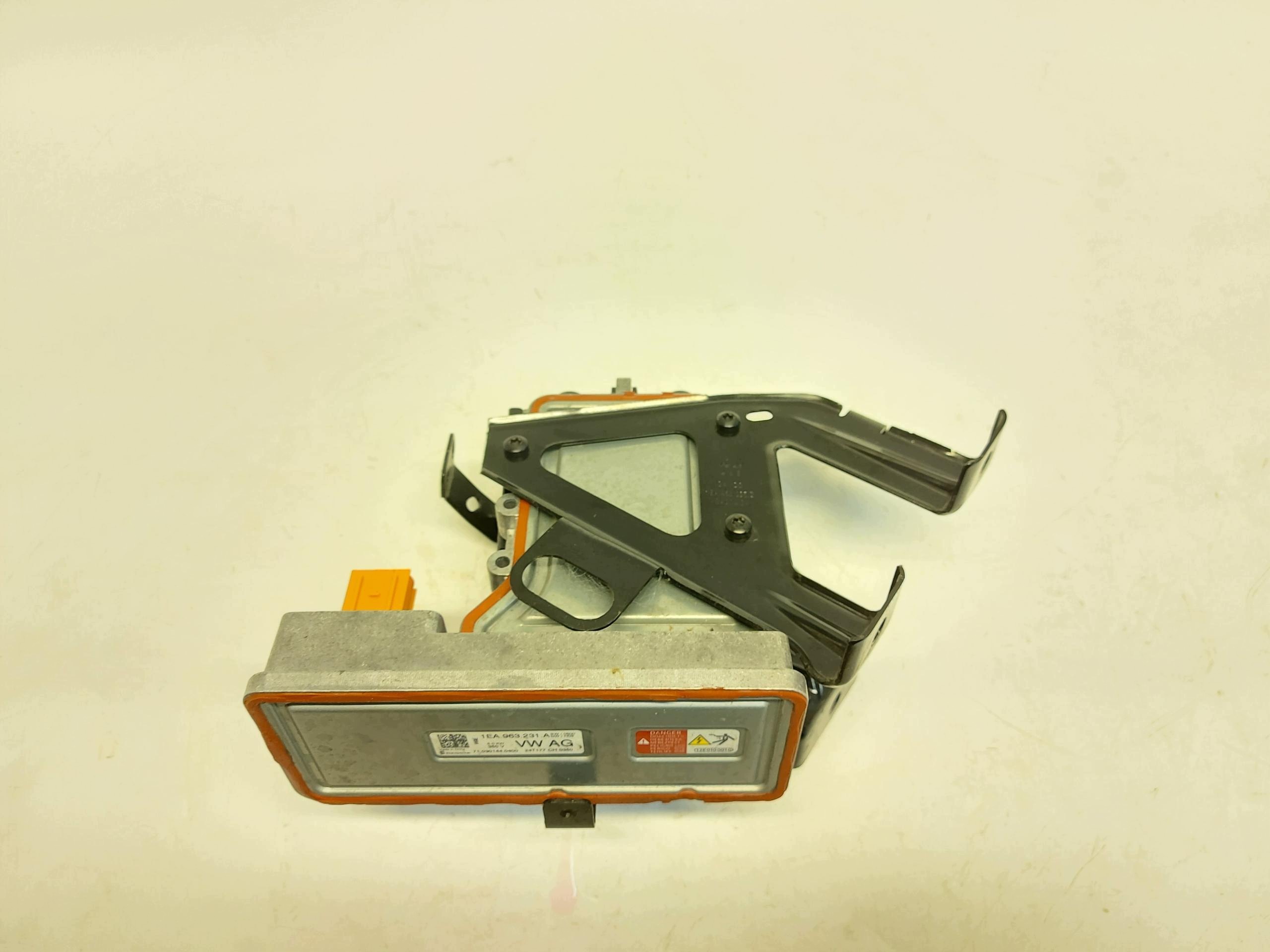Chauffeur de liquide de refroidissement OEM 1EA963231A VW ID.7 image 4