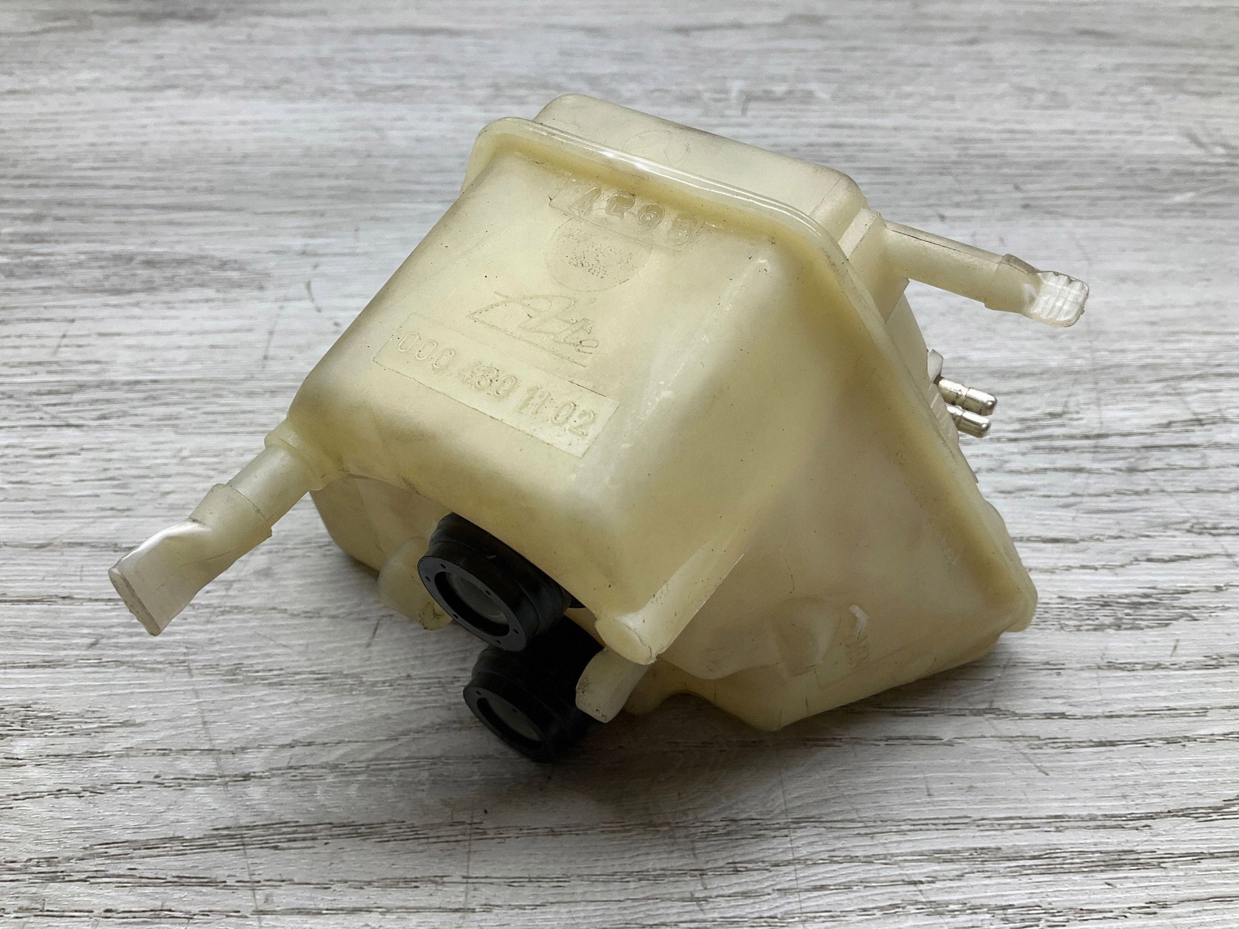 Bremsflüssigkeitsbehälter OEM 0004301102 für Mercedes image 3