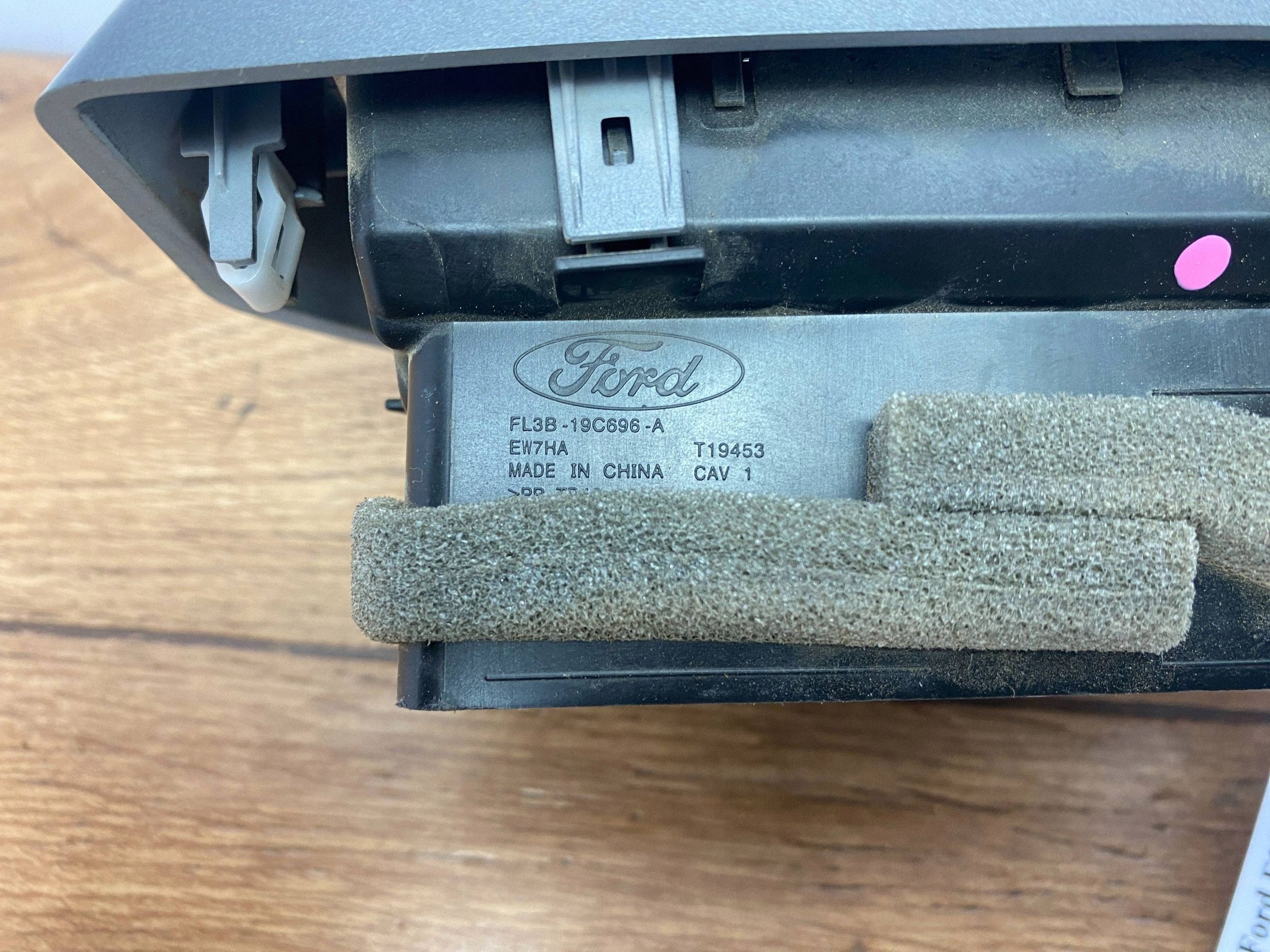 Linker grilleframe OEM FL3B-19C696-A Ford F150 15+ image 9